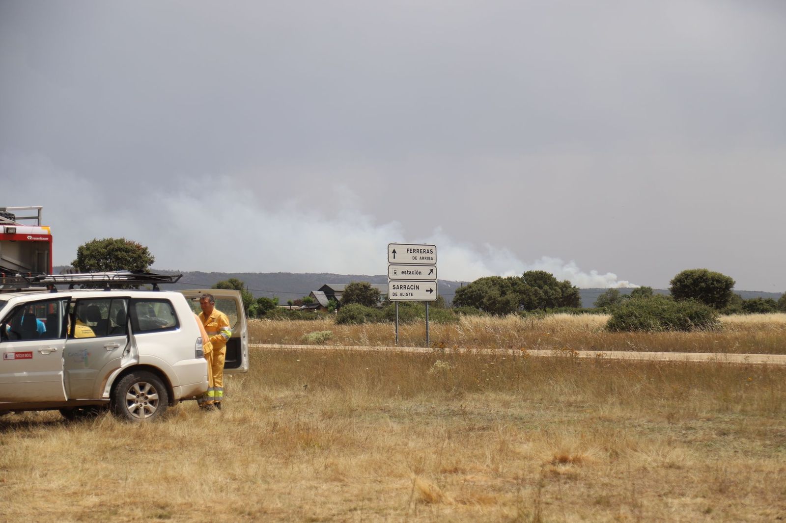 puesto-de-mando-contra-el-incendio-en-la-sierra-de-la-culebra-foto-maria-lorenzo-2