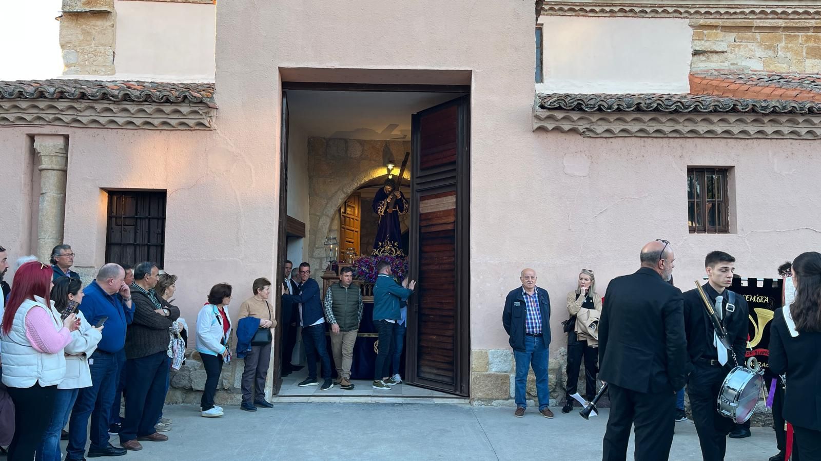 WhatsApp Image 2025 04 10 at 20.30.30