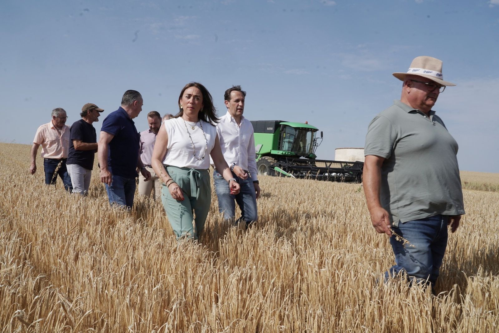 La consejera de Agricultura, Ganadería y Desarrollo Rural, María González Corral, presenta la cosecha de cereales de invierno de la presente campaña 2024-2025 La consejera de Agricultura, Ganadería y Desarrollo Rural, María González Corral, presenta la cosecha de cereales de invierno de la presente campaña 2024-2025