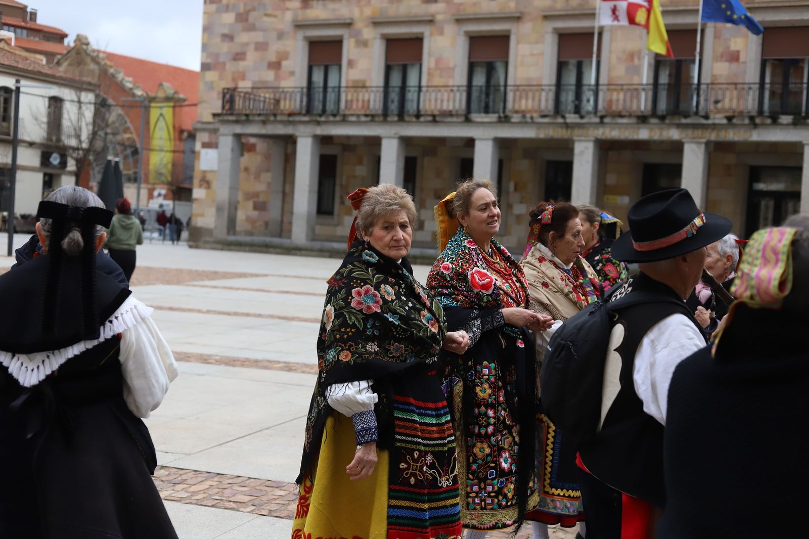 GALERÍA | Las águedas celebran la tradición por las calles de Zamora