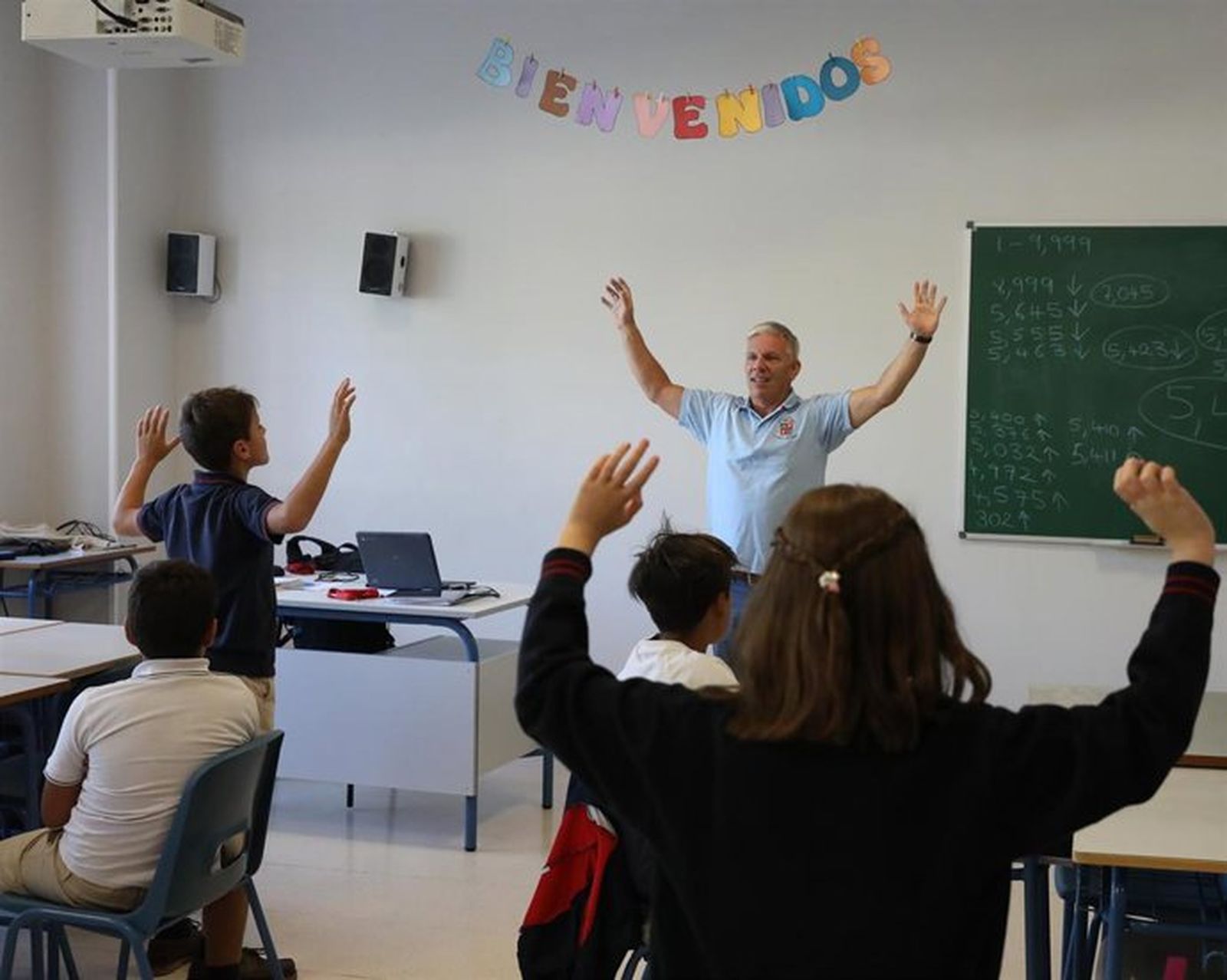 Profesores dando clase