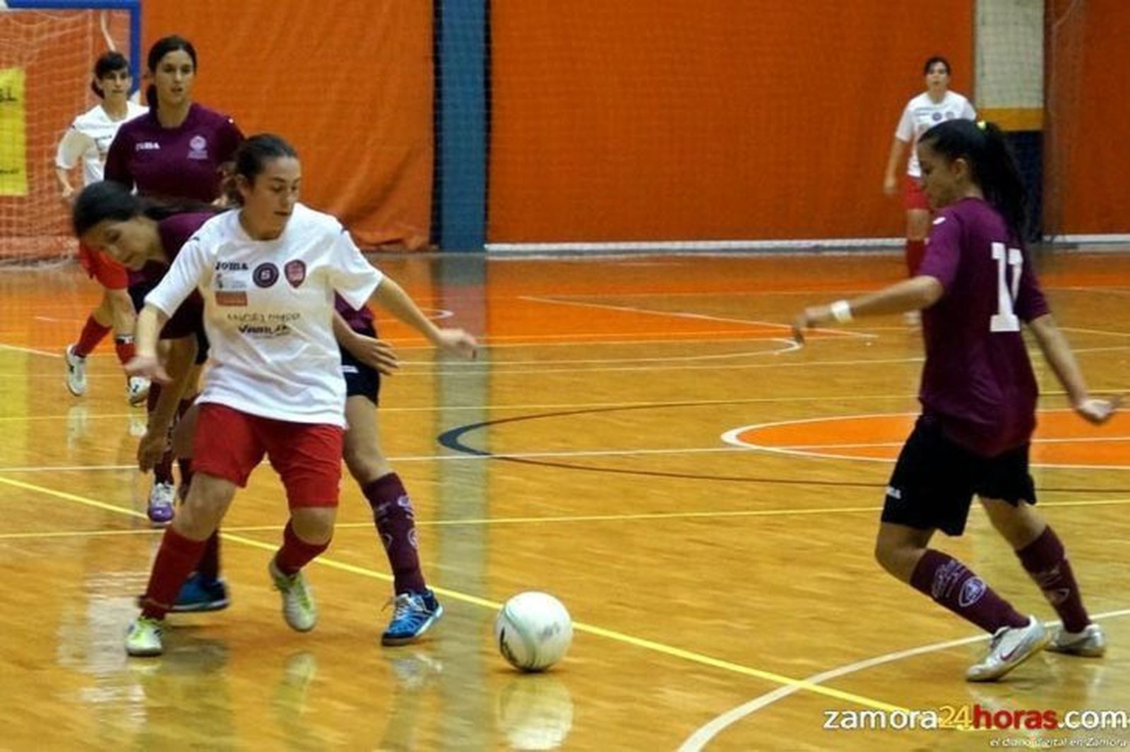 El Ángel Óptico Varilux juega dos jornadas ligueras en dos días