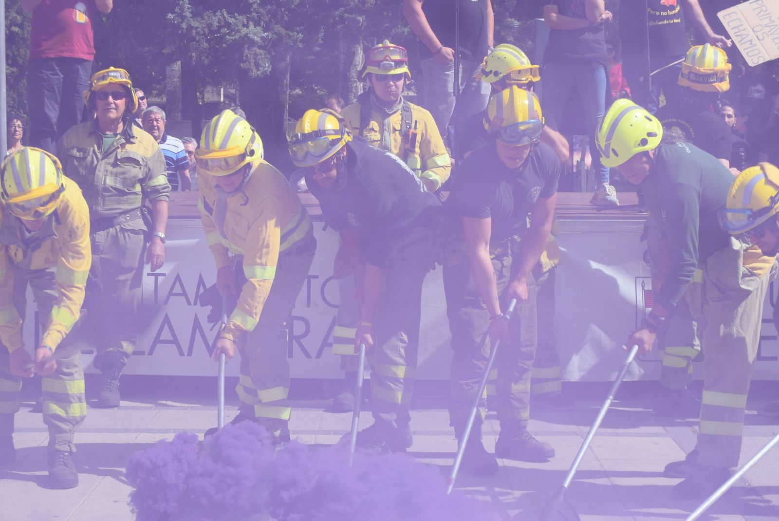 Concentración para reclamar "respeto y justicia" para Zamora tras los incendios