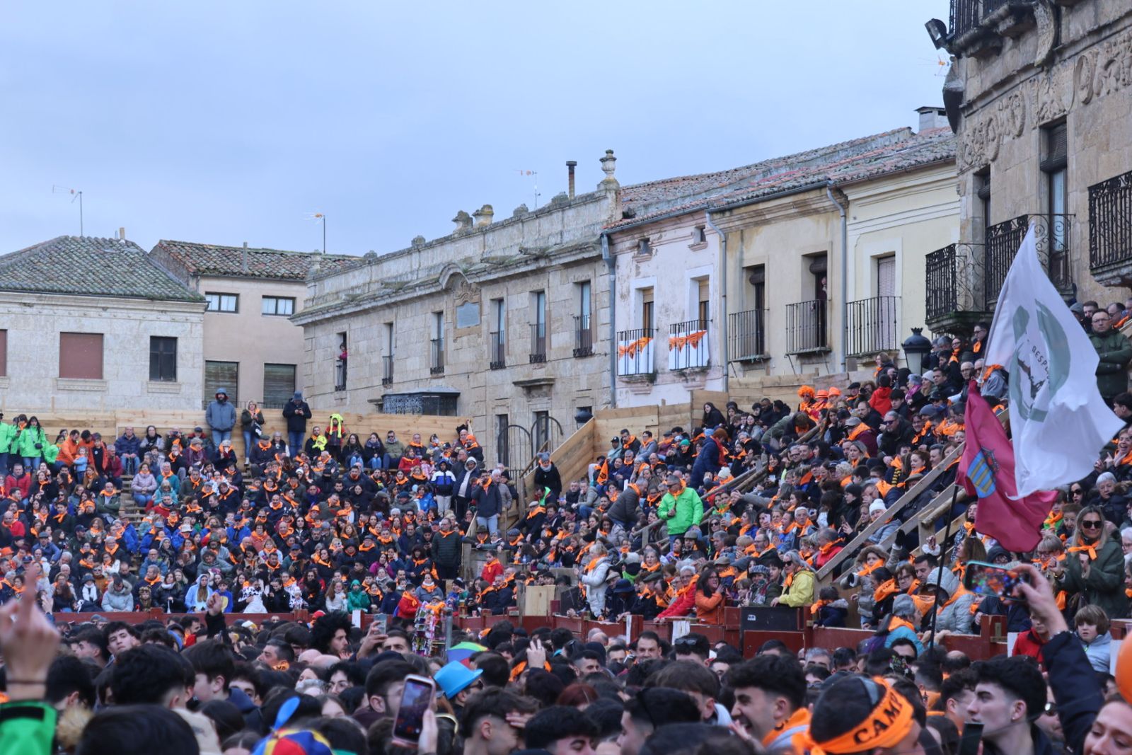 Gran ambiente en el inicio del Carnaval del Toro 2026: el Campanazo en imágenes