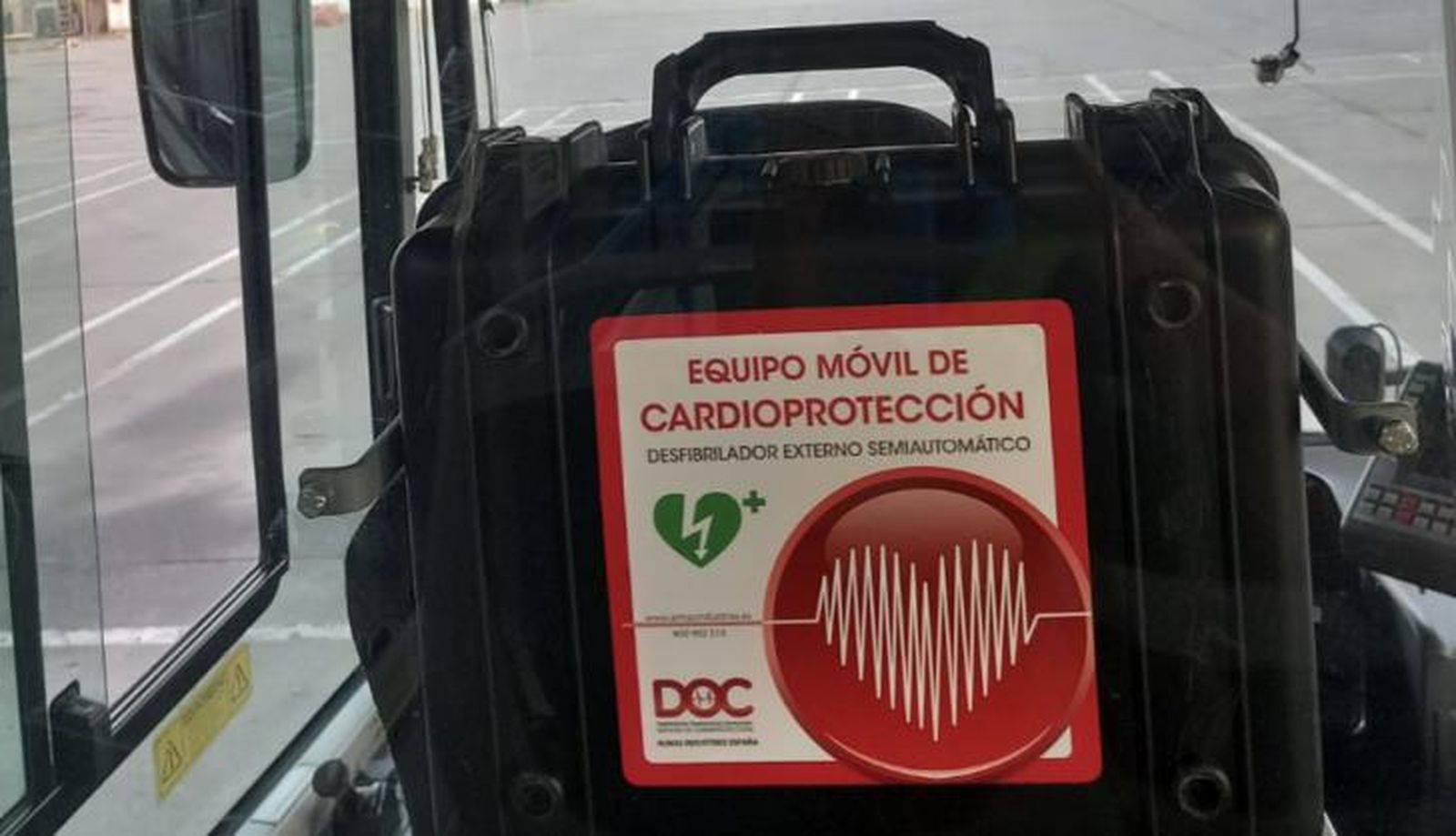 Los autobuses urbanos de Salamanca ya disponen de desfibriladores