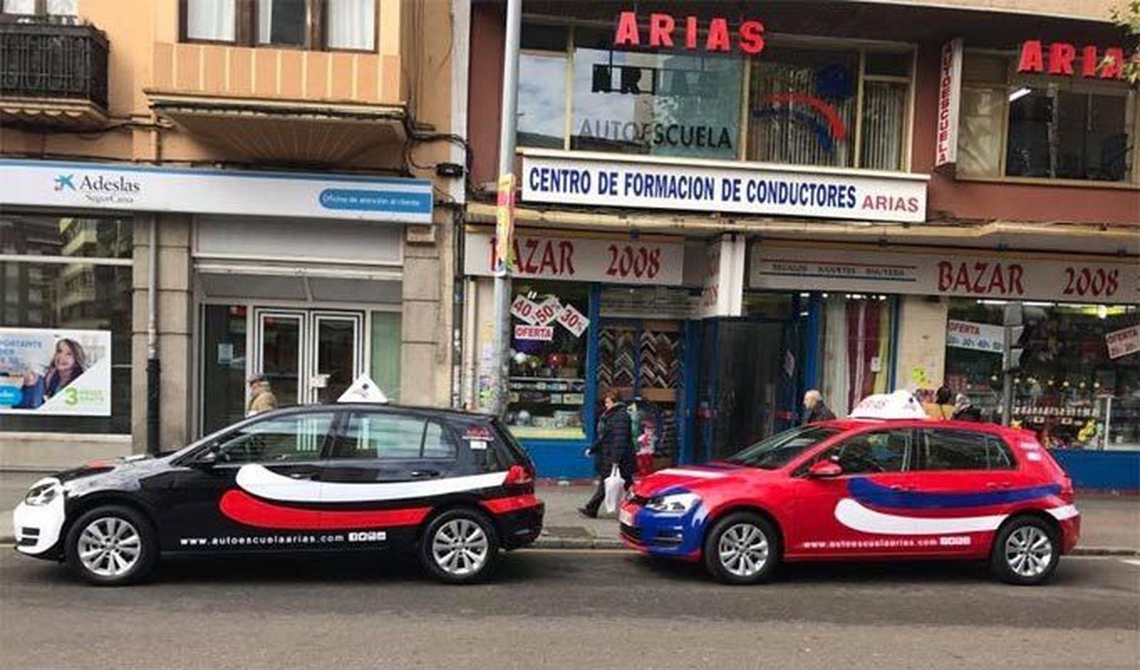 Obtener el carnet de conducir, uno de los propósitos de los jóvenes tras la Selectividad
