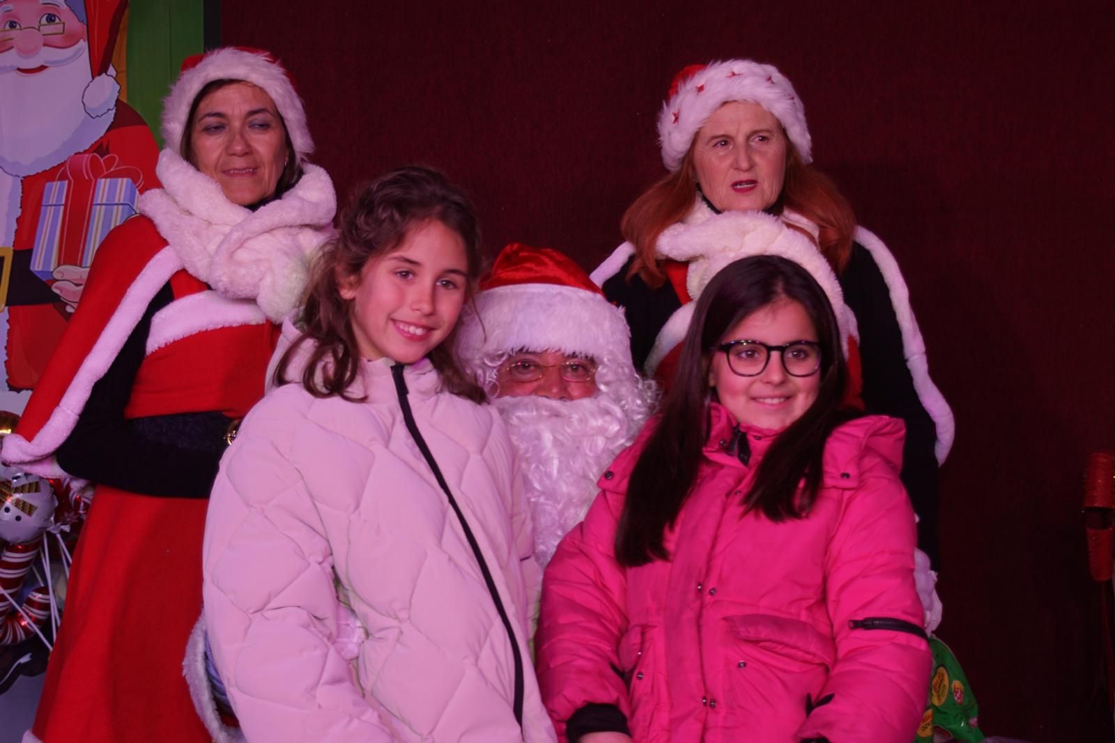 El Encinar recibe la visita de Papa Noel