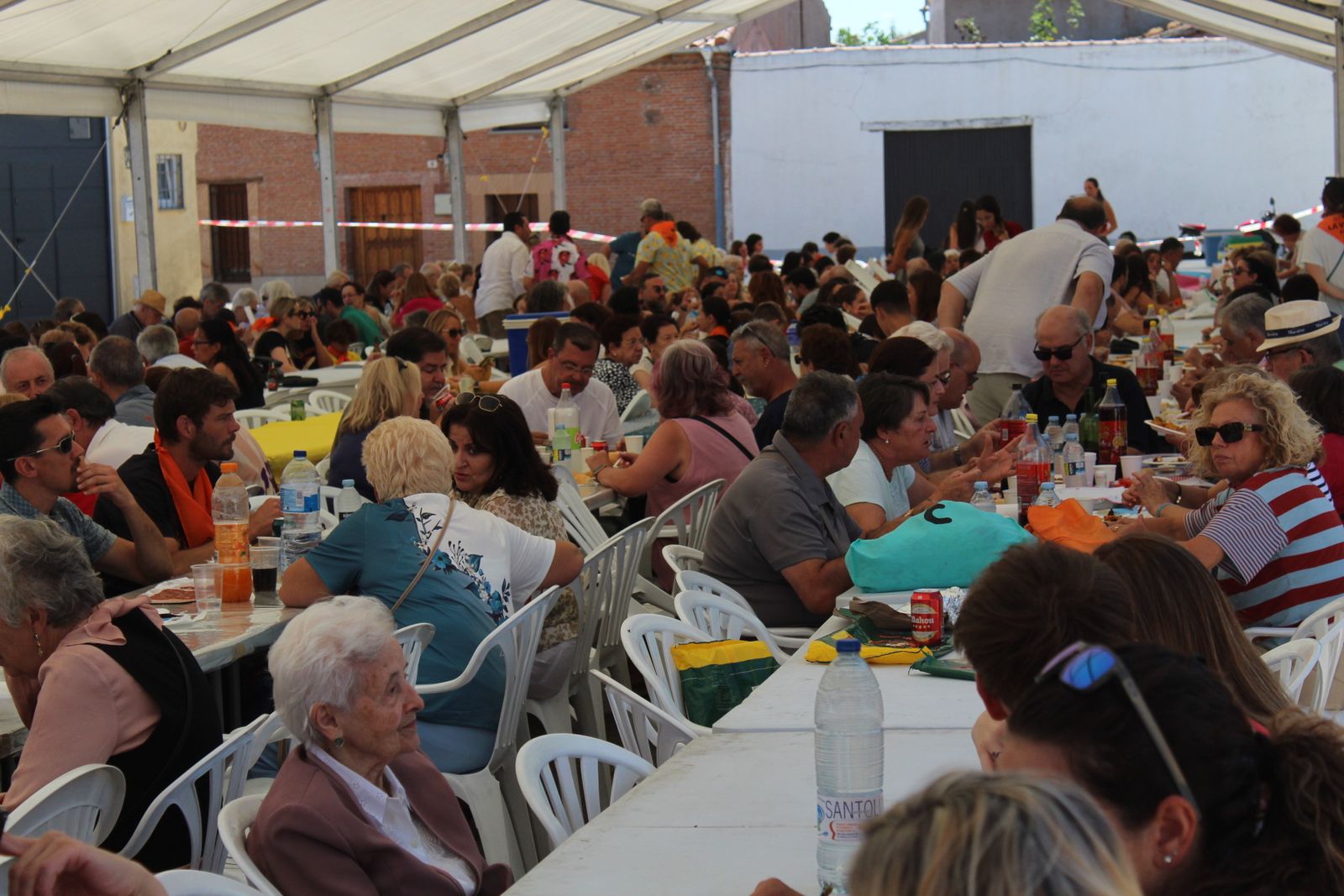 Paella popular, La Vellés