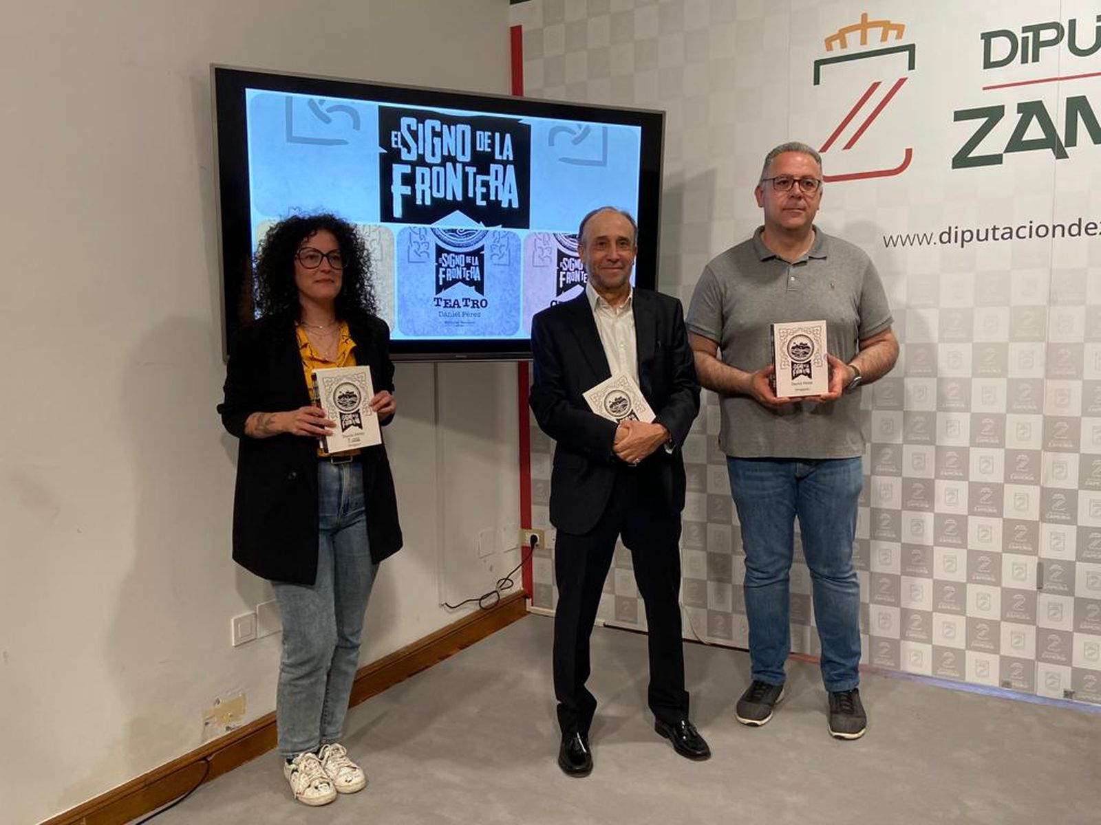 Presentación de la trilogía ‘El signo de la frontera’ de Daniel Pérez