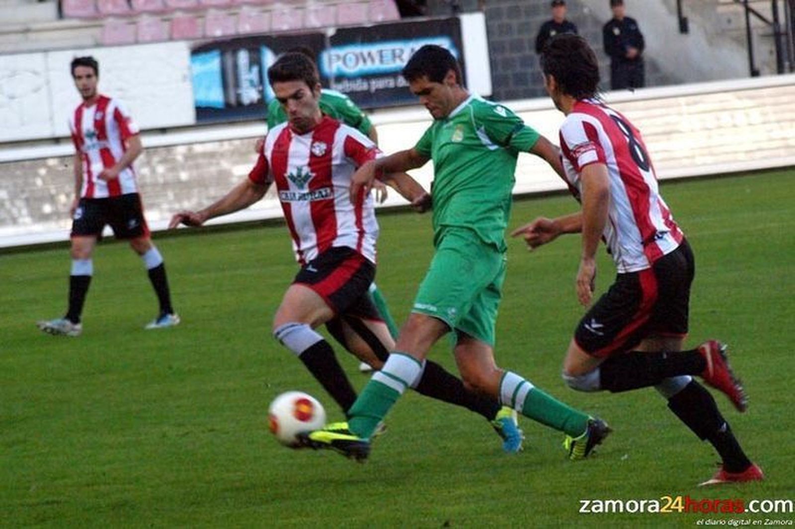 Un Zamora sólido en casa recibe a una UDL en alza