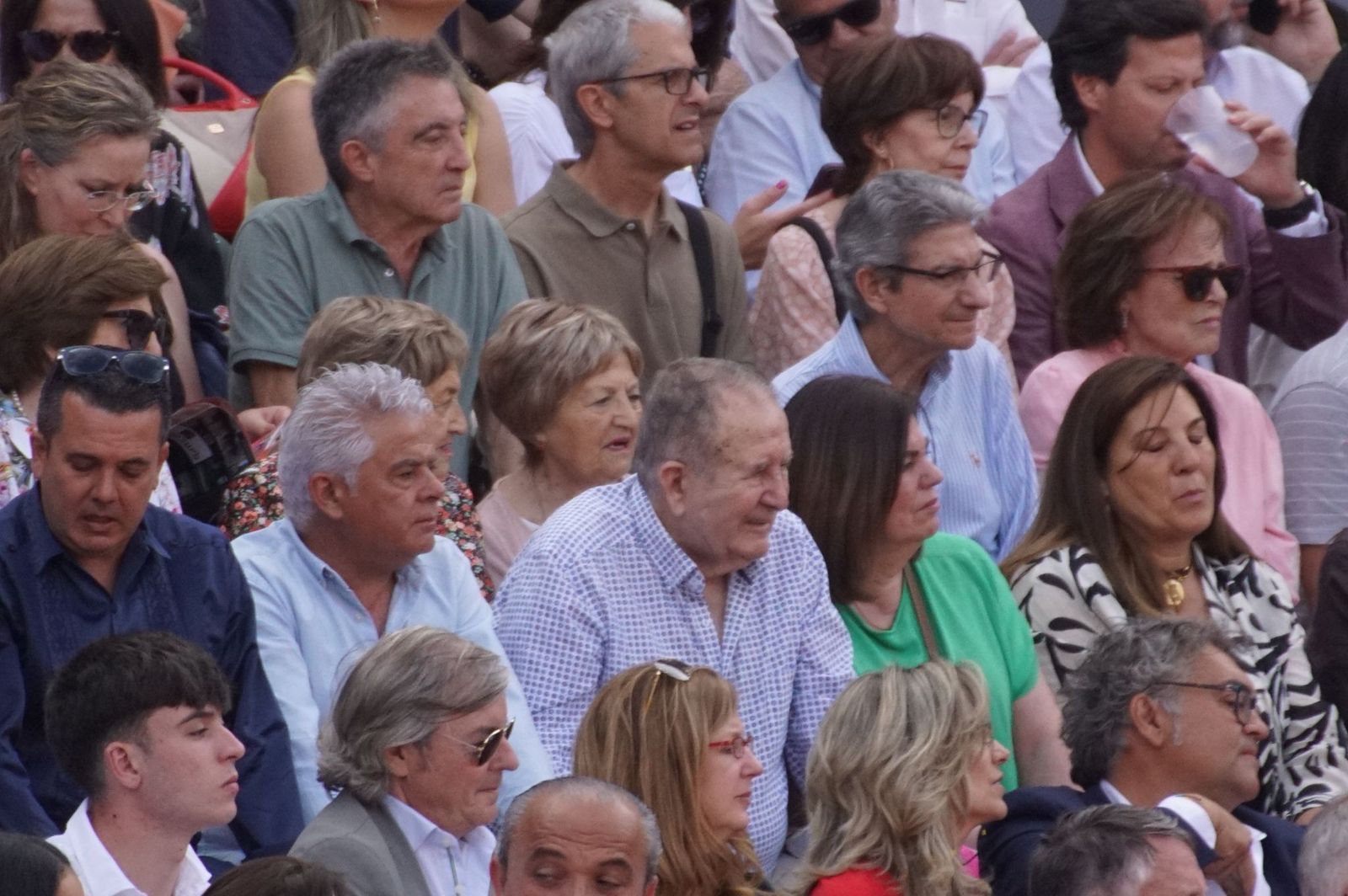 whatsapp-image-2025-06-14-at-21-33-03-2