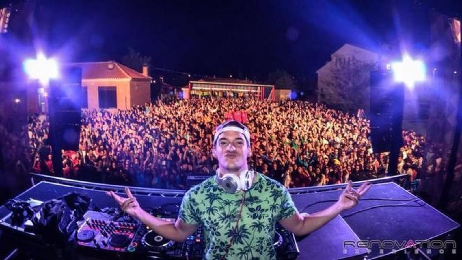 Ricky Galende toca el cielo en Coreses