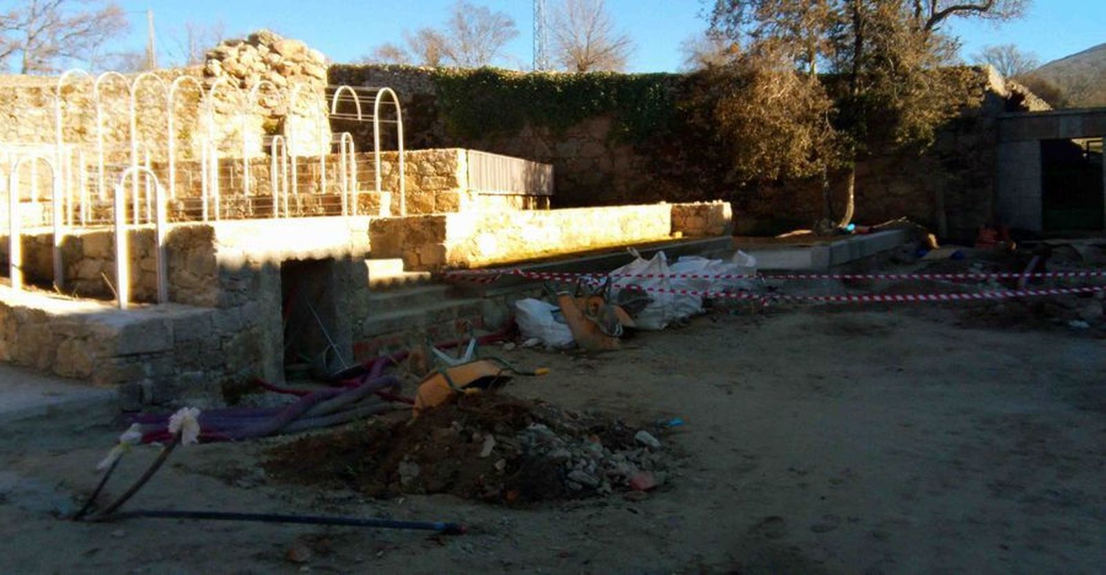 JARDIN PEDREGAL NORTE DEL PALACETE 2019 RED