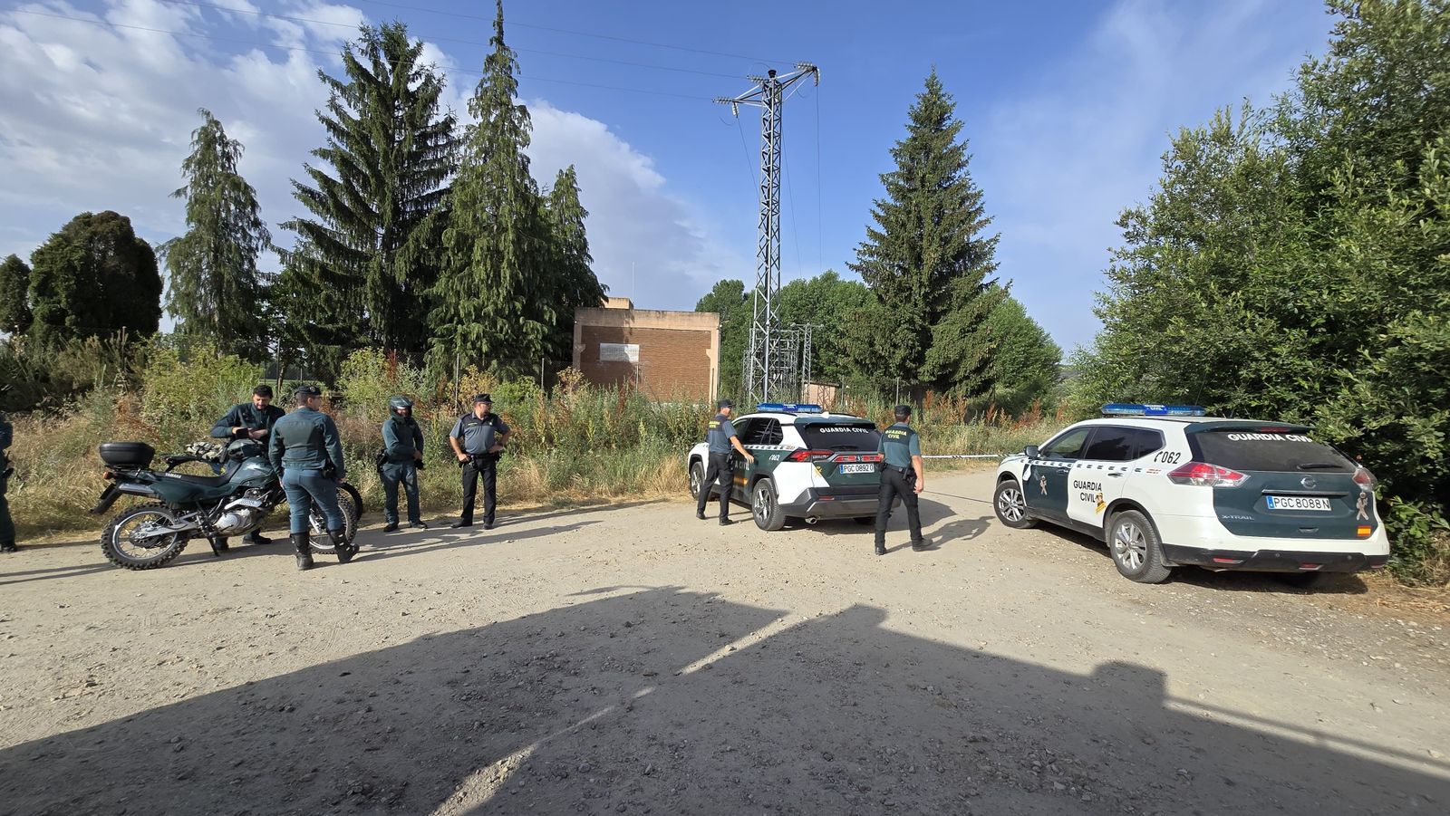 Operativo de búsqueda desplegado en Alba de Tormes para dar con el paradero del menor desaparecido en el río