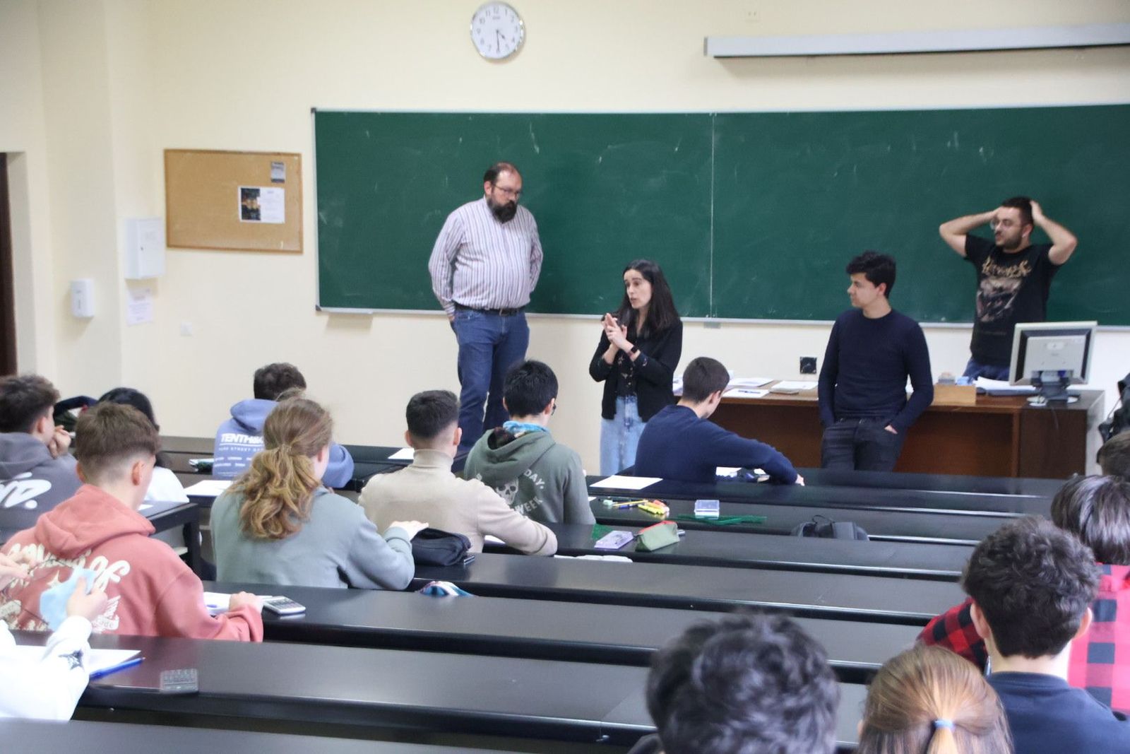 XXXVI Olimpiada Española de Física