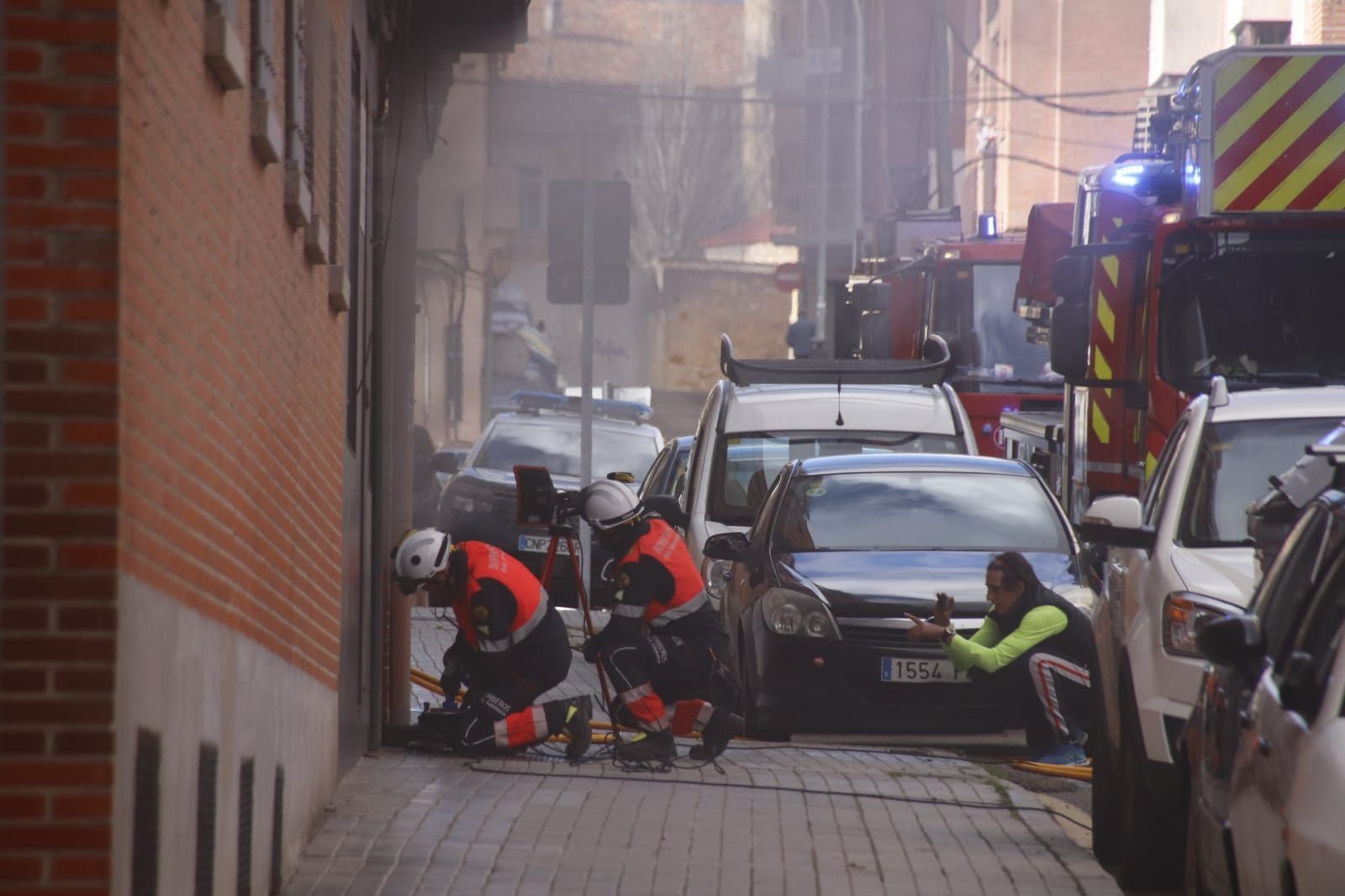 incendio-en-un-garaje-de-la-calle-almansa-fotos-andrea-m-3