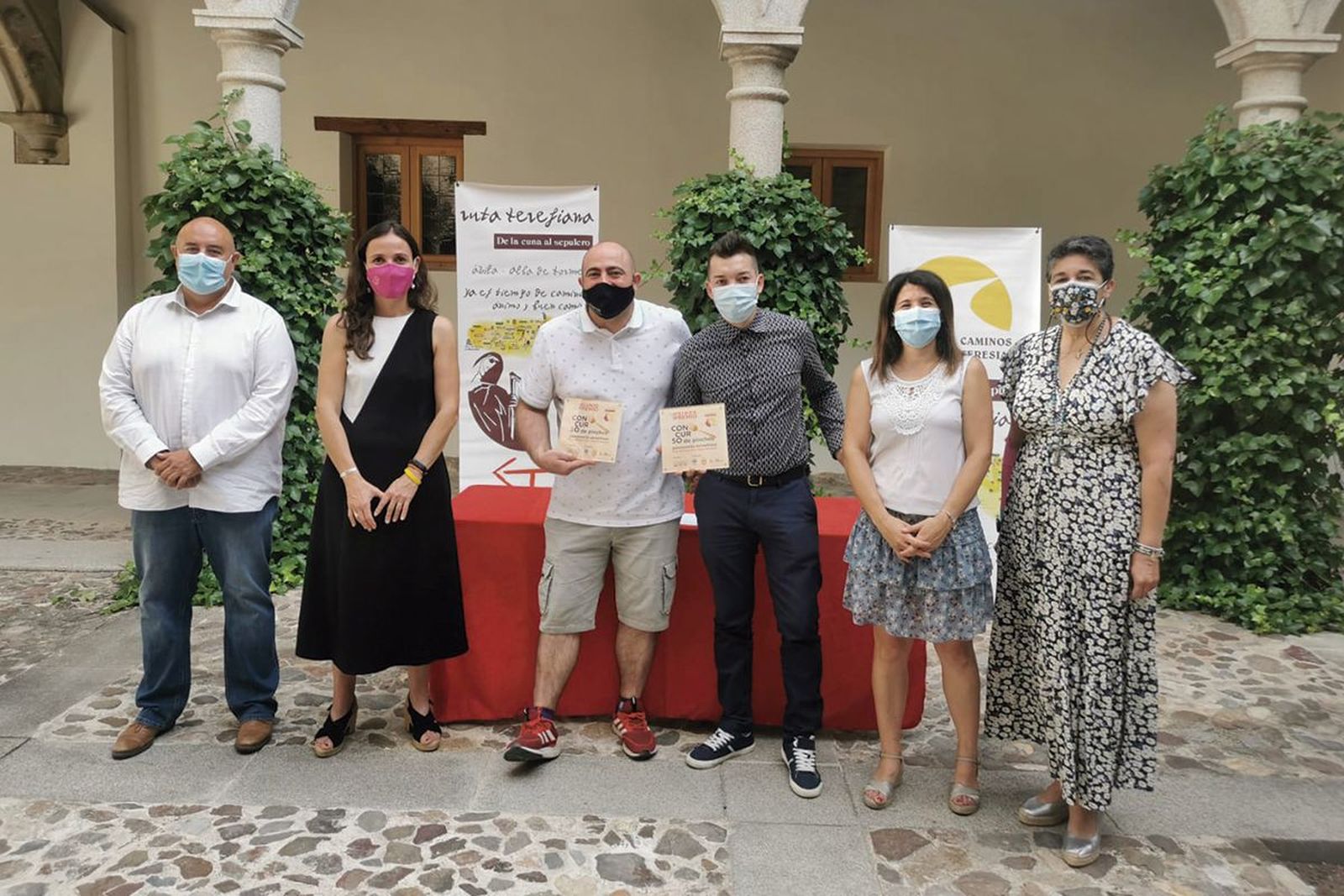 Un momento de la entrega de premios del concurso gastronómico organizado por la Asociación de la Cuna al sepulcro