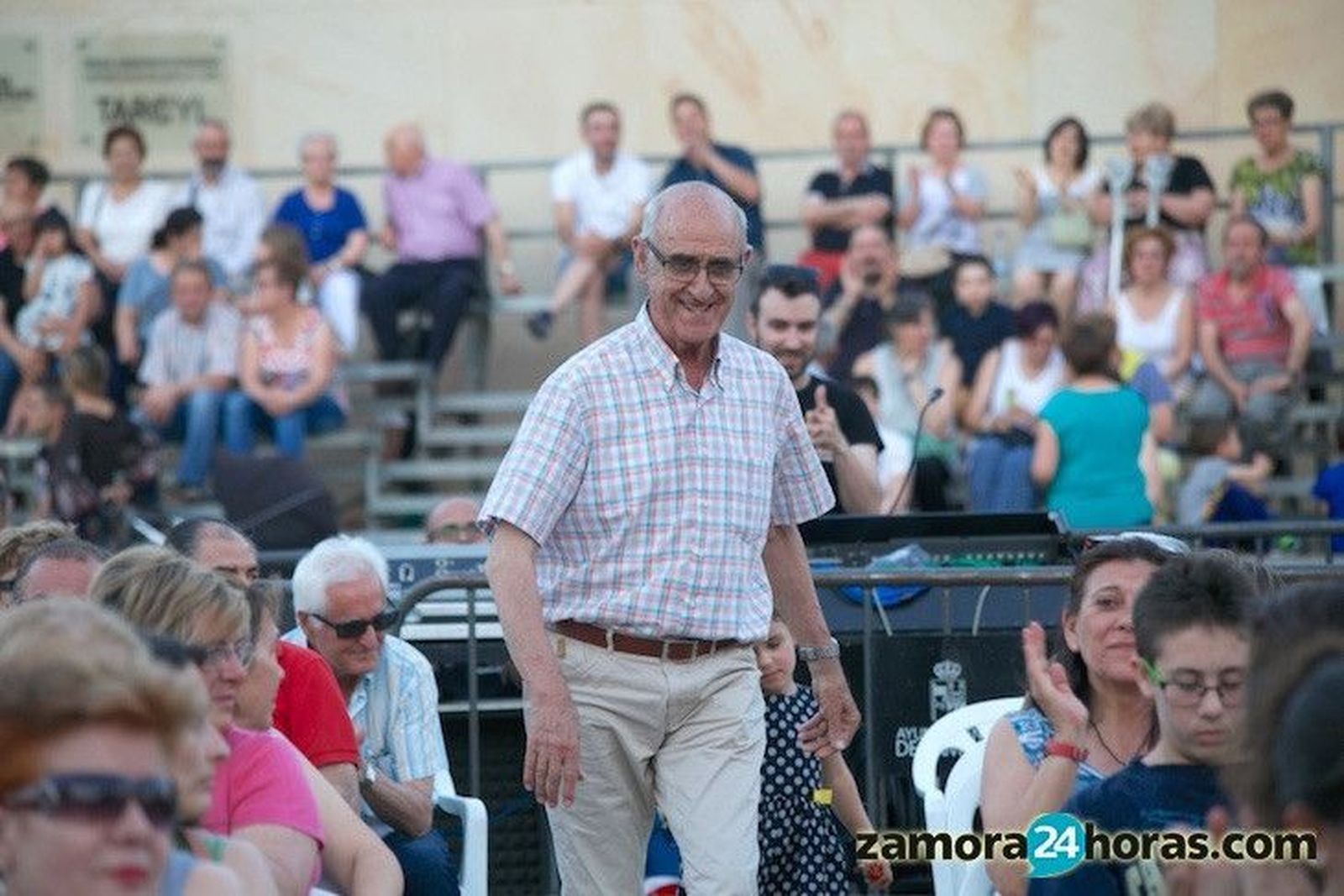 Homenajea a Miguel Manzano. Archivo