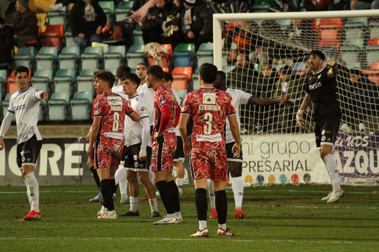 Salamanca CF UDS - Guijuelo. Fotos: Míkel Antúnez