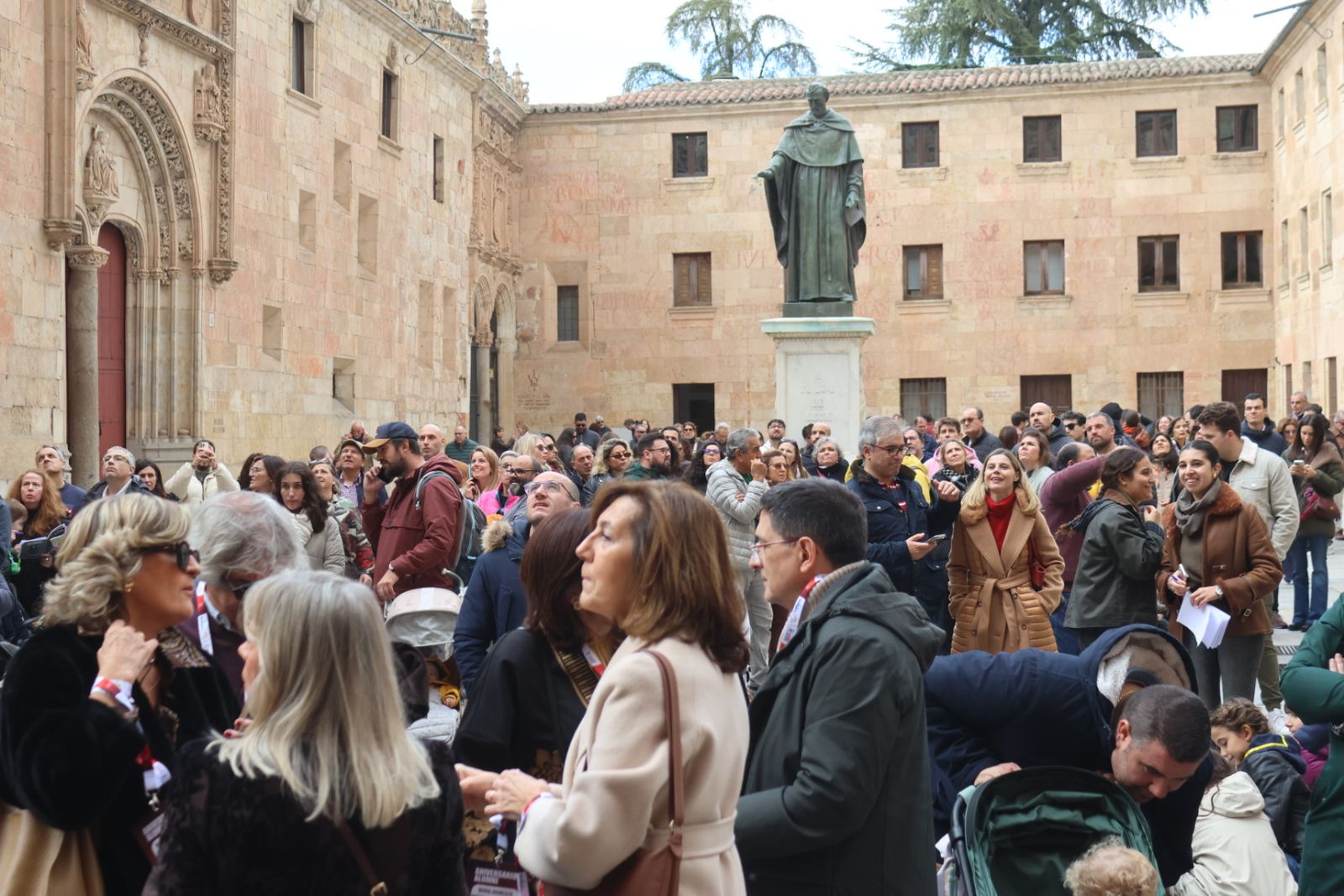 Alumni celebra el acto académico de bienveida de antiguos alumnos de la USAL