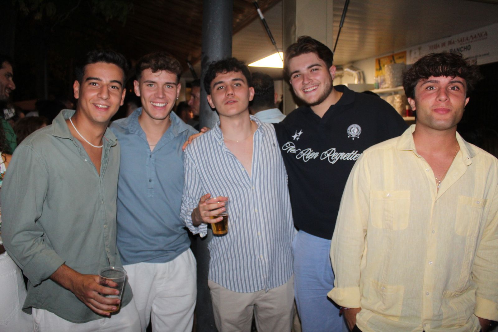 Ambiente en la Feria de Día en la tarde de este sábado