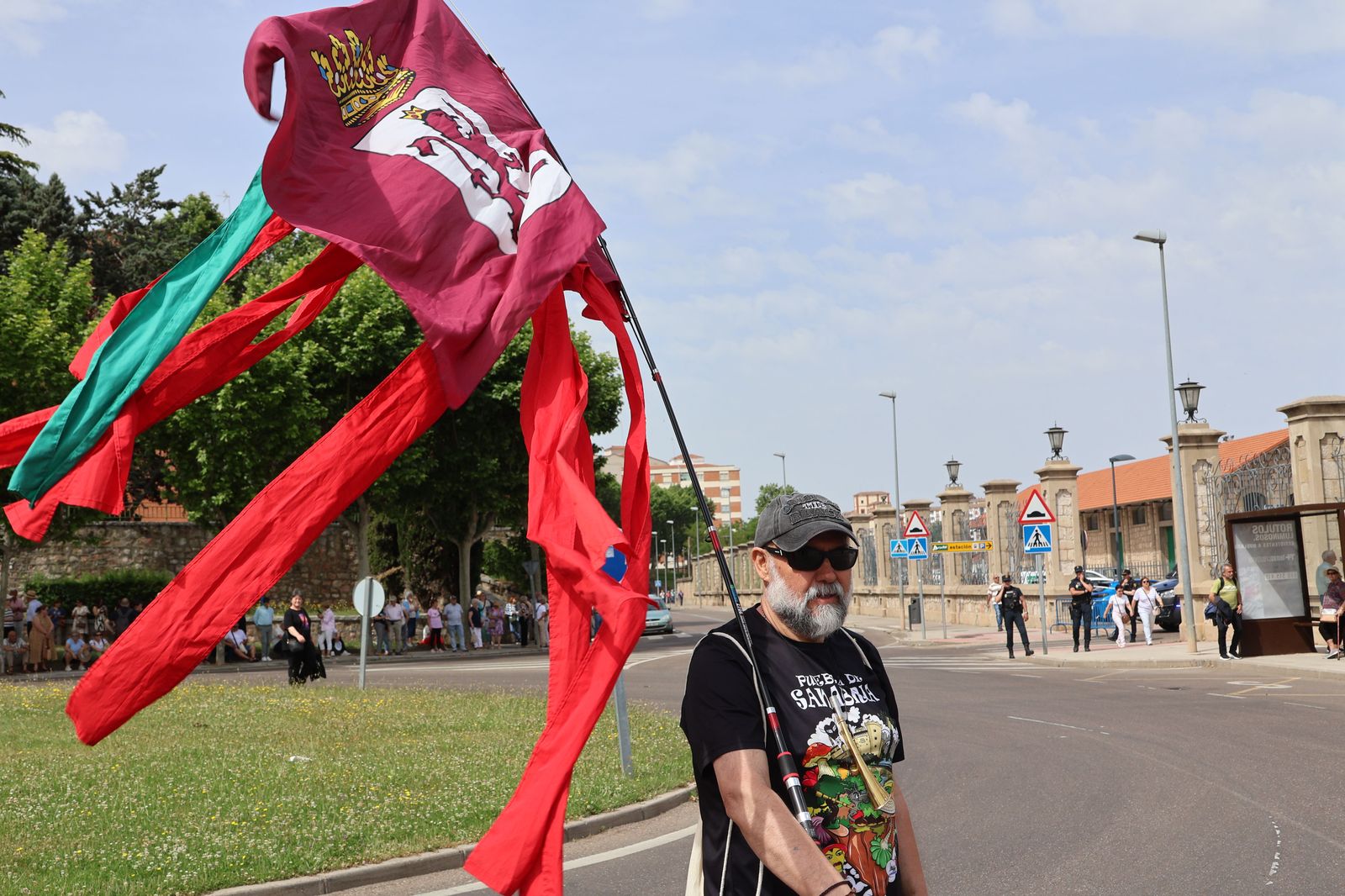 manifestacion-contra-la-perida-de-servicios-de-ave-7