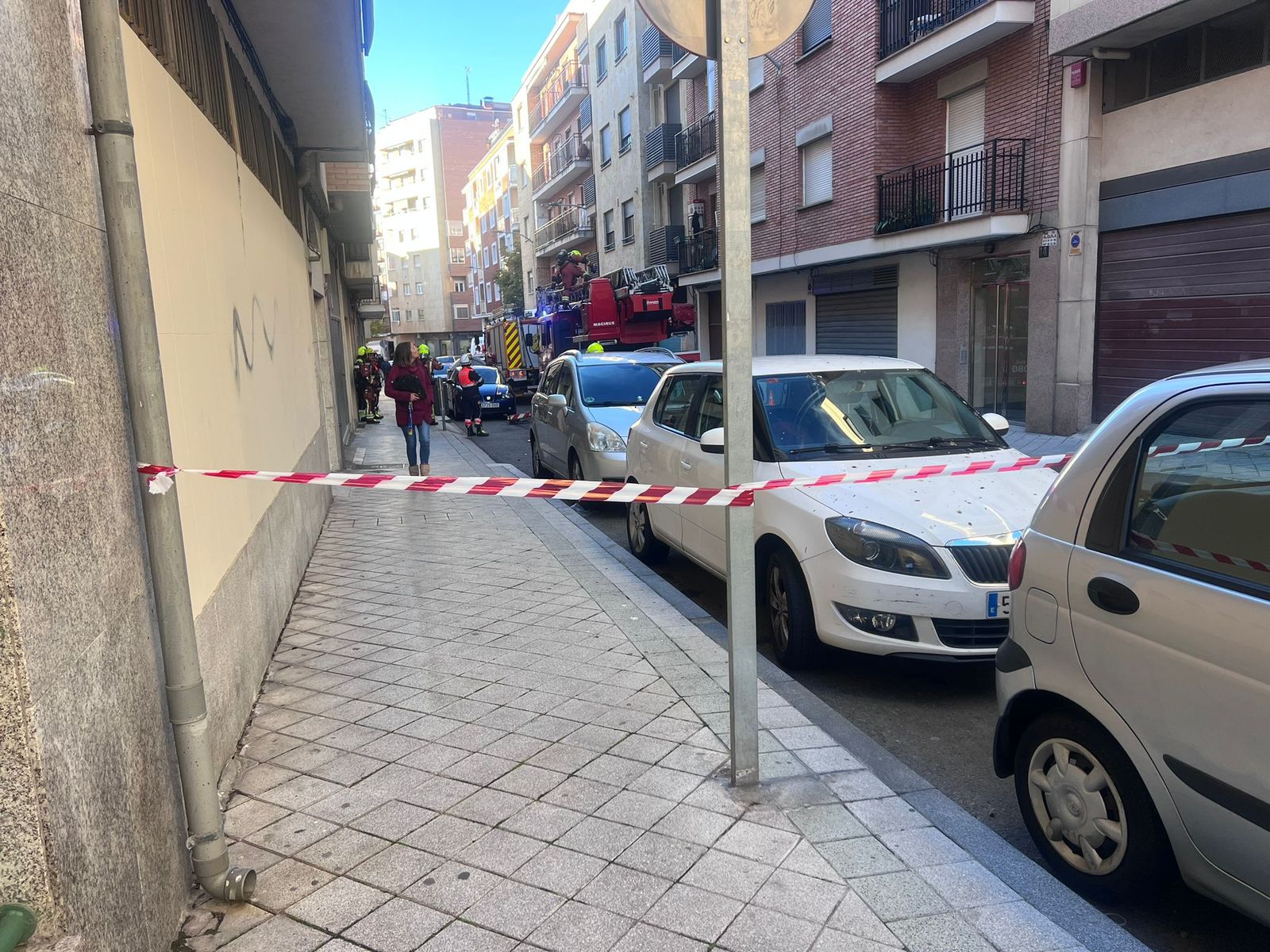 Cortada la calle Valle Inclán por una comprobación de humo