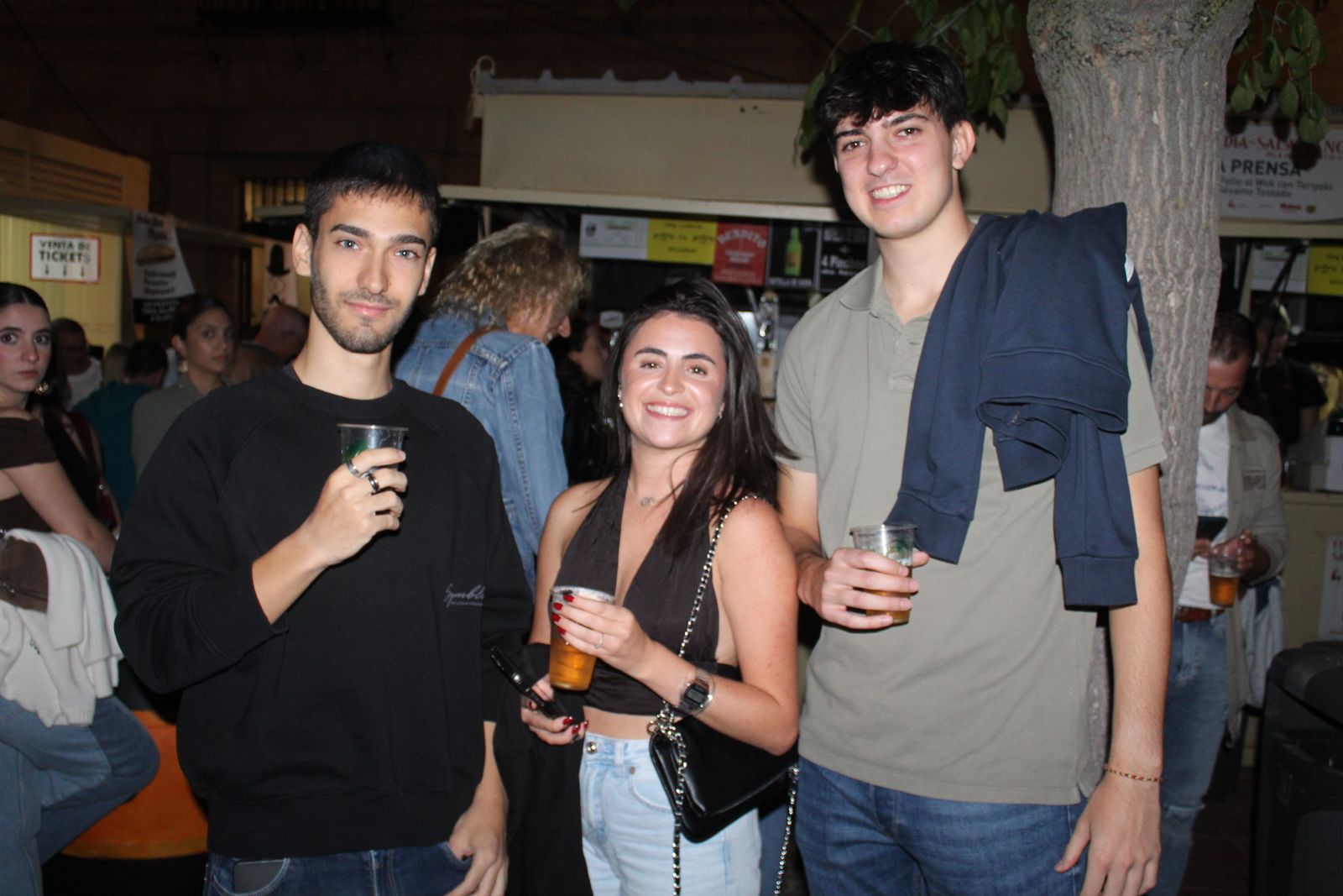 Ambiente en la Feria de Día en la tarde de este