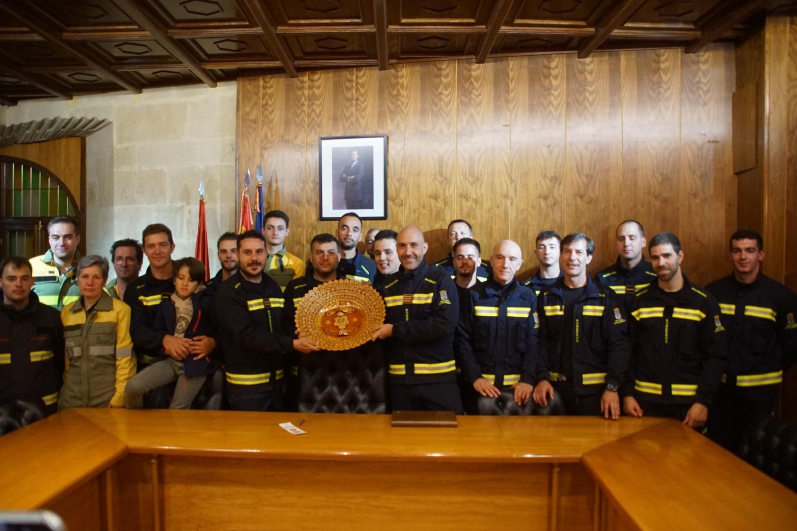 Los Bomberos de la Diputación dan voz al pregón de las fiestas de Alba de Tormes