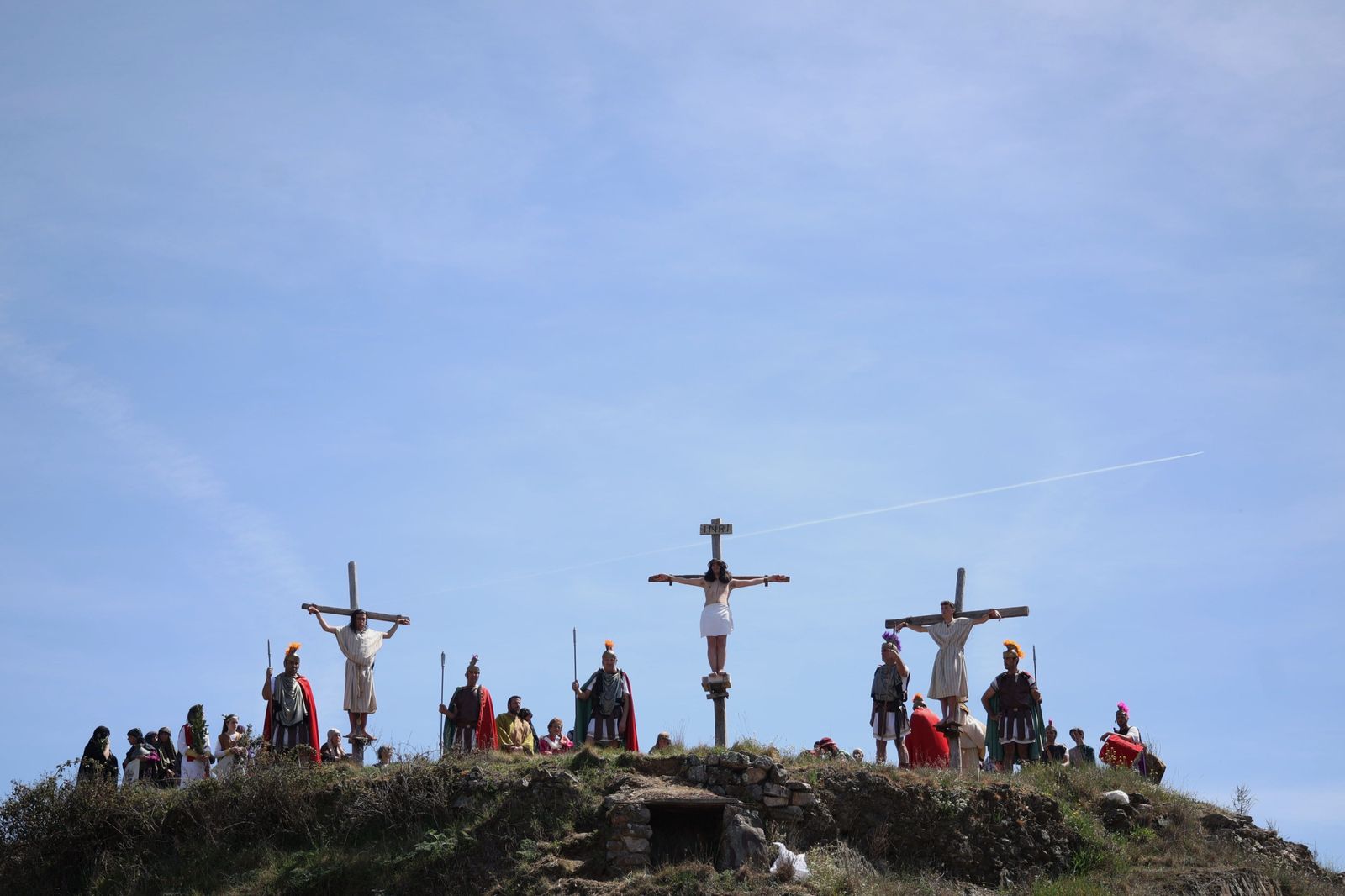 La ‘Pasión viviente’ vuelve a protagonizar el Viernes Santo en Serradilla del Arroyo | Foto ICAL La ‘Pasión viviente’ vuelve a protagonizar el Viernes Santo en Serradilla del Arroyo | Foto ICAL