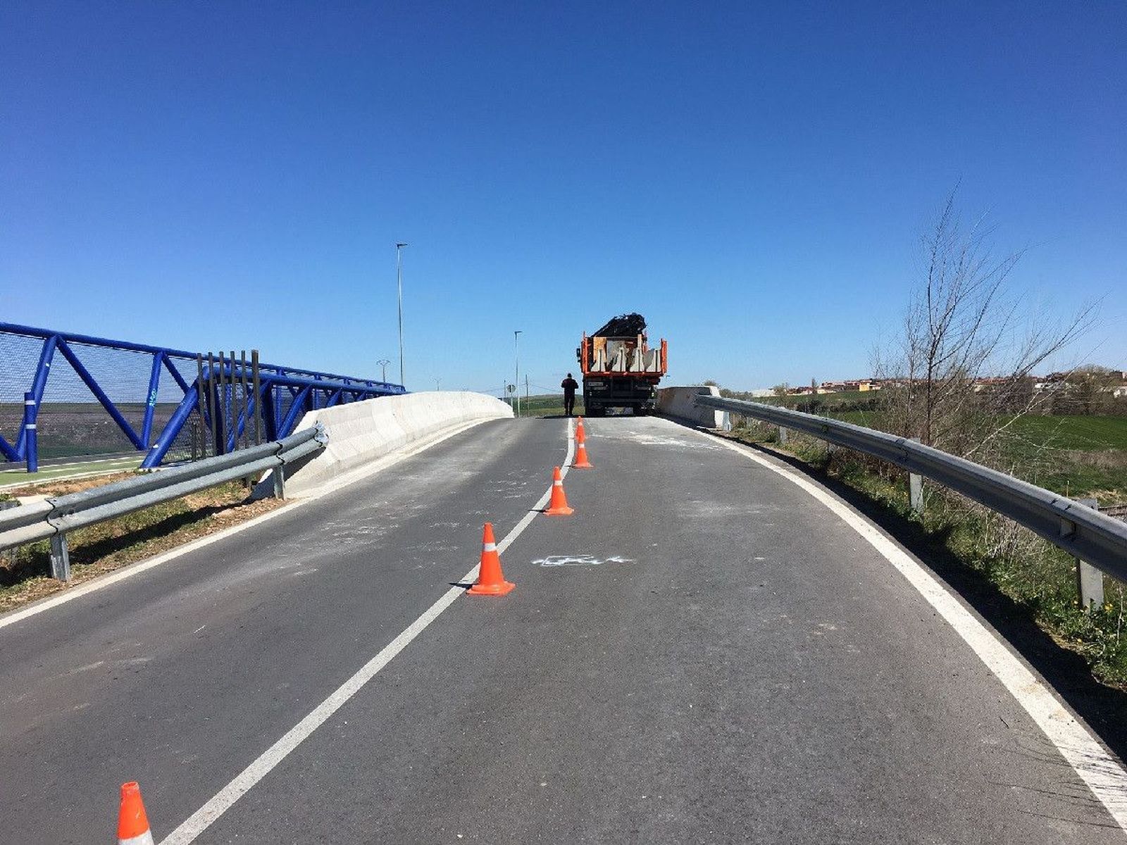 Concluyen las obras de sustitución de la barrera de seguridad en la carretera de Cabrerizos