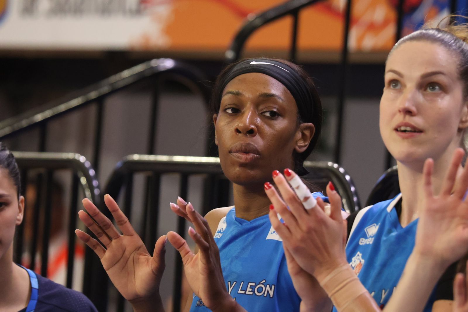 Perfumerías Avenida - CB Jairis