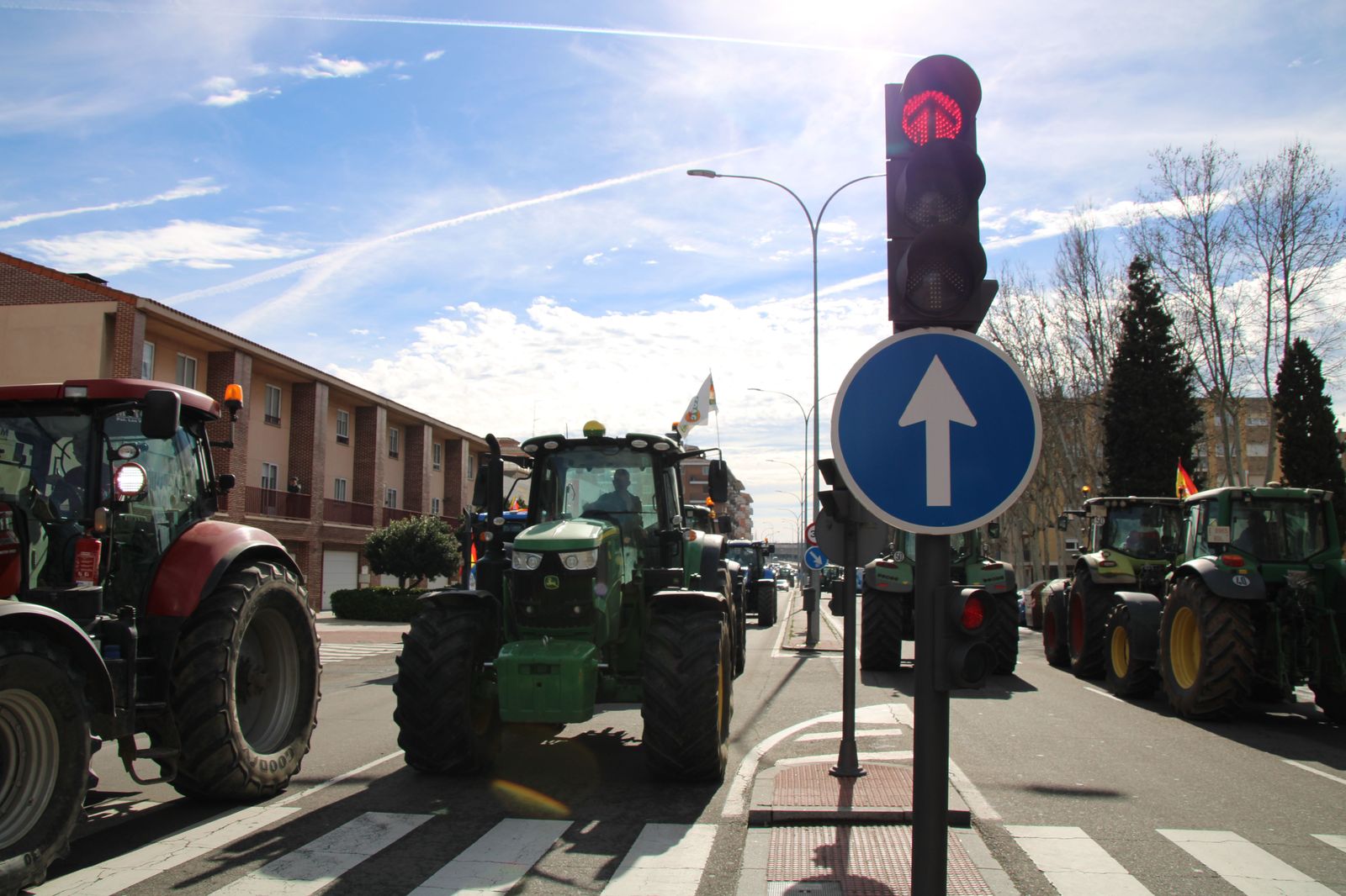 concentracion-profesionales-del-campo-en-el-carrefour-50