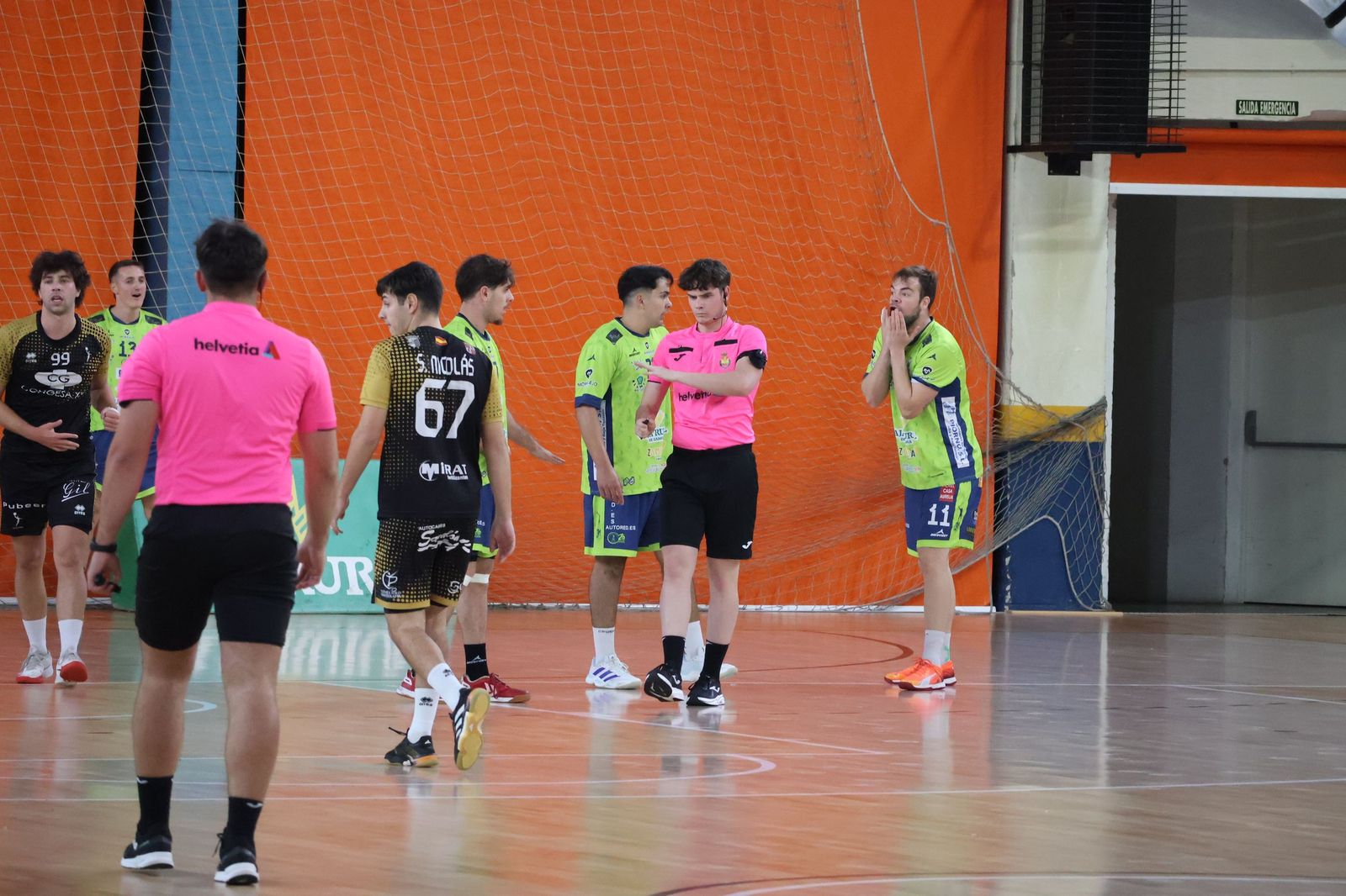 GALERÍA | El BM Zamora recibe en casa al Ciudad de Salamanca en un duelo muy ajustado