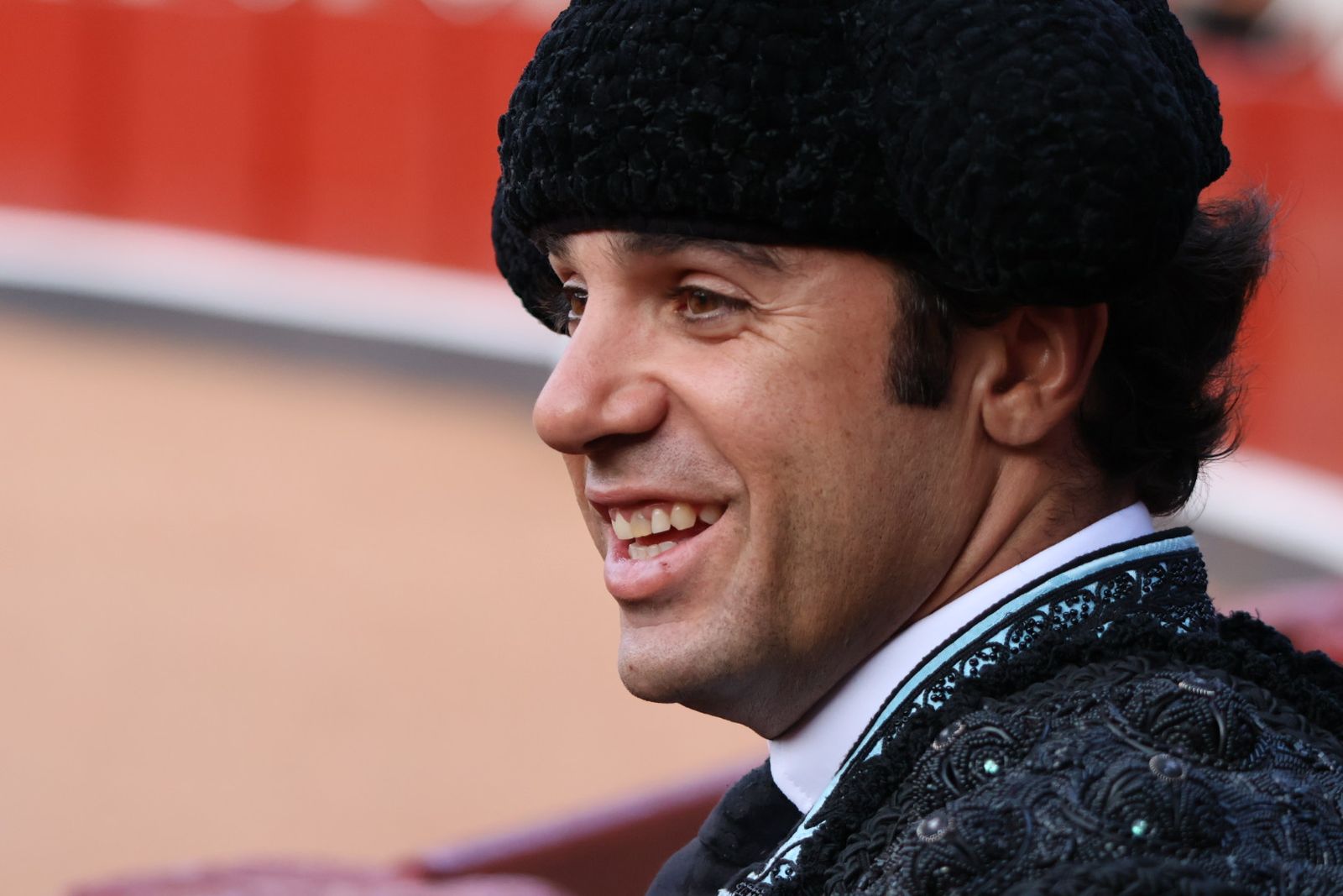 La Glorieta revive el aroma de la feria taurina con el primer festejo: Lea Vicens, Raquel Martín y Olga Casado