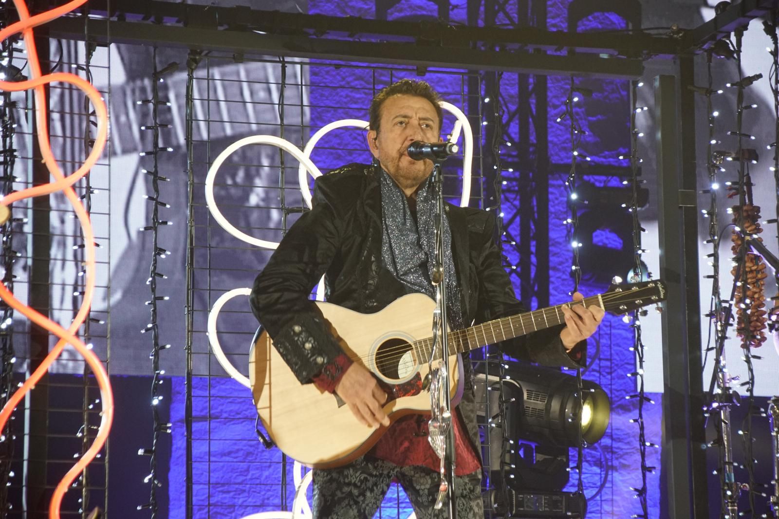 concierto-de-manolo-garcia-en-el-multiusos-sanchez-paraiso-fotos-juanes-43