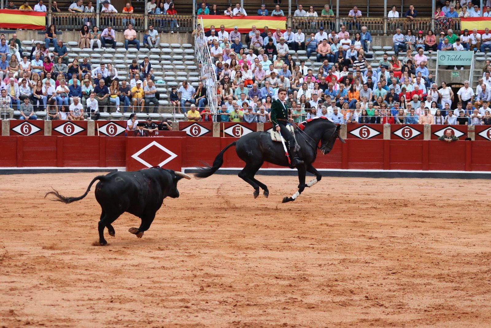 20230909175910-img-0574