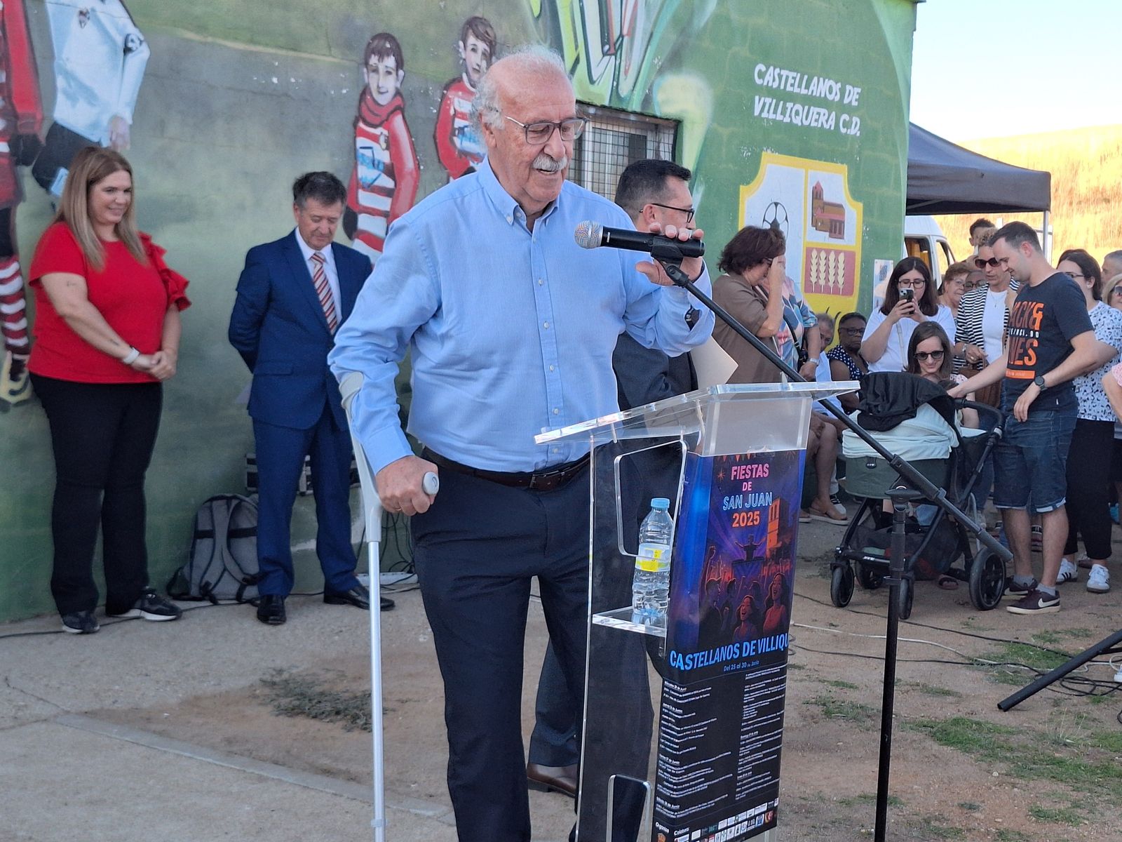 El campo de Castellanos de Villiquera pasa a llamarse Marcelino Valle