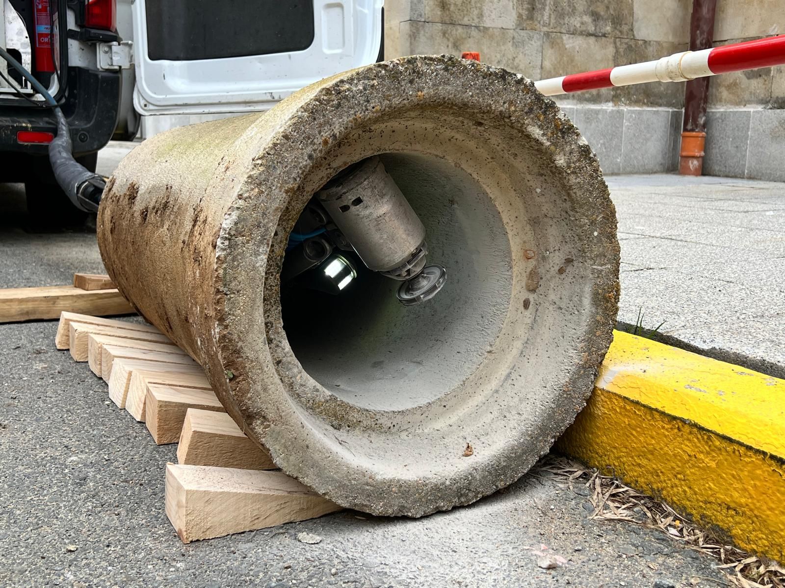 Equipo de drones y presentació de las innovaciones tecnológicas en el abastecimiento de agua de Salamanca