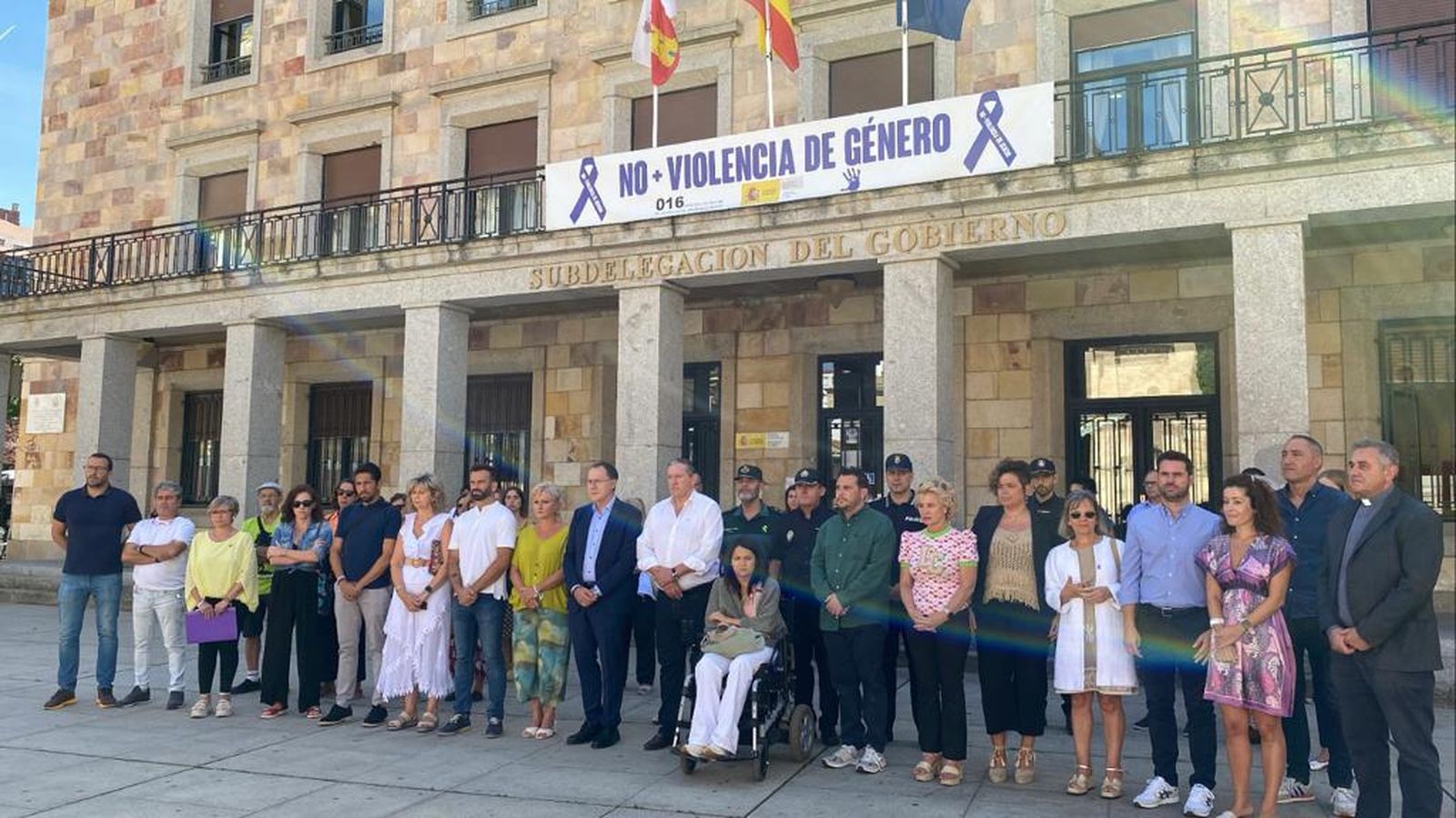 Un instante del minuto de silencio