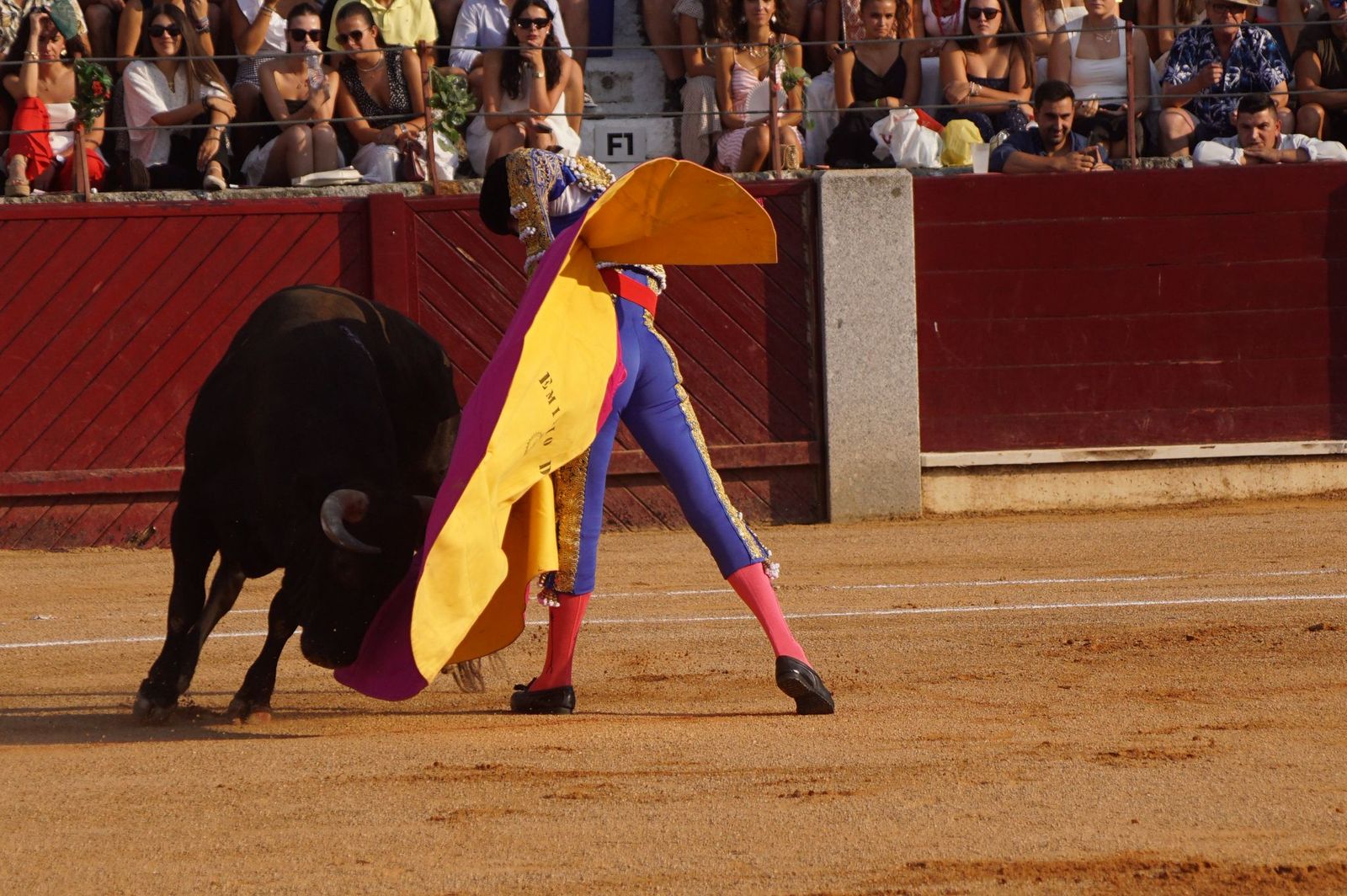 : Emilio de Justo y Diosleguarde cierran en hombros una feria de Guijuelo marcada por las despedidas de El Capea y Javier Castaño