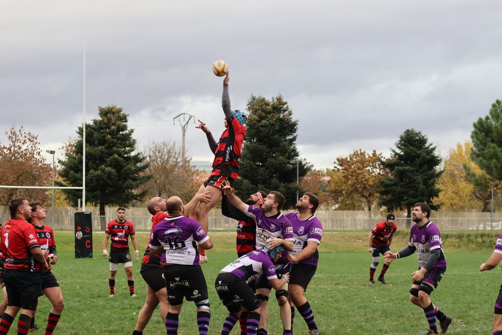Salamanca Rugby Club - Palencia Rugby Club. Foto de archivo