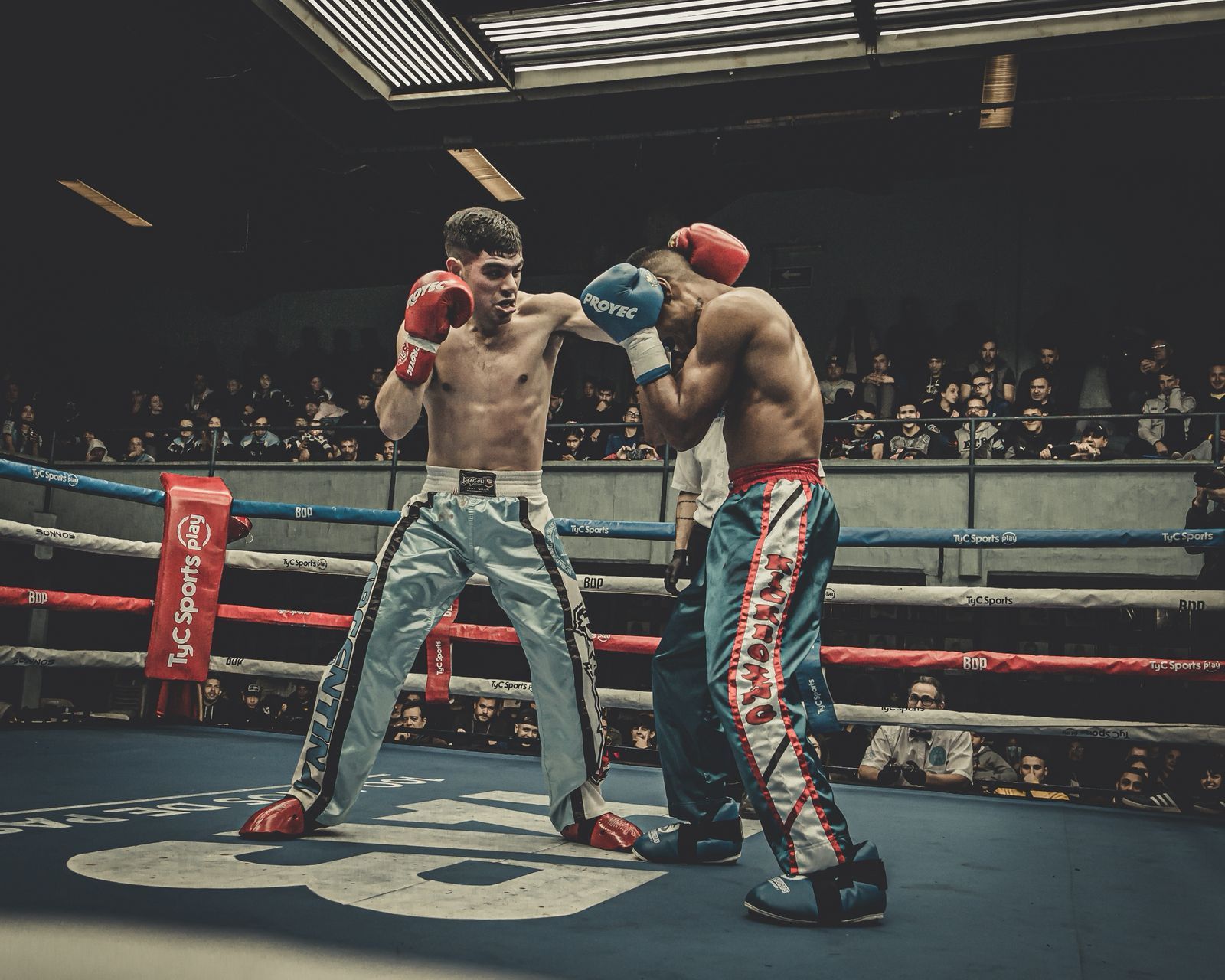 Leo Corrales en el ring
