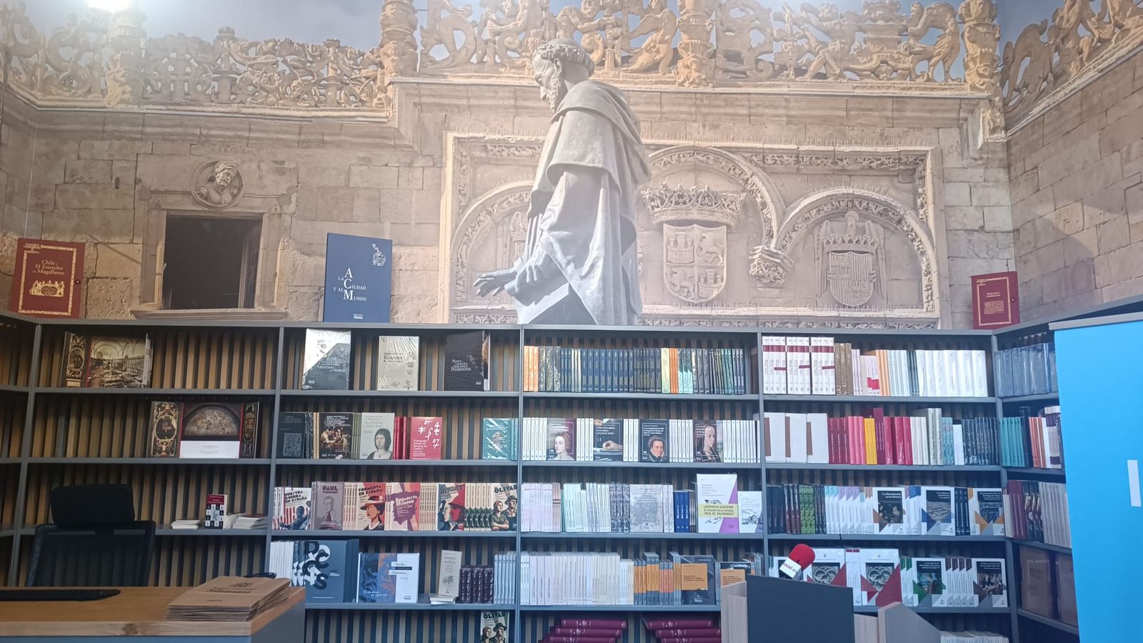 La Universidad de Salamanca inaugura su librería en el Centro Internacional del Español