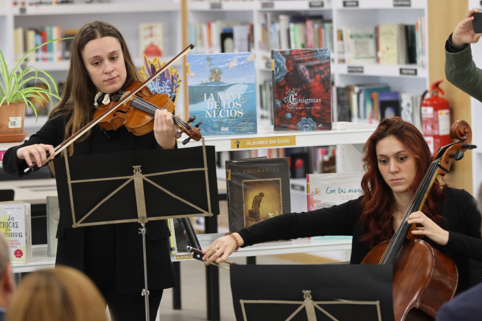Primer aniversario de la biblioteca municipal Carmen Martín Gaite