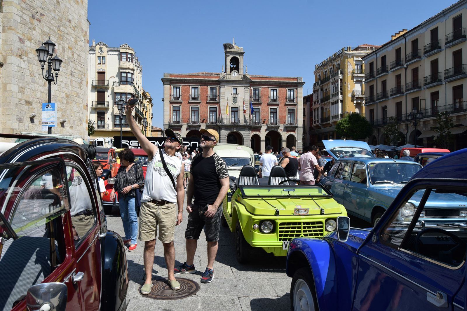 xxi-concentracion-internacional-de-citroeen-2cv-y-clasicos-21