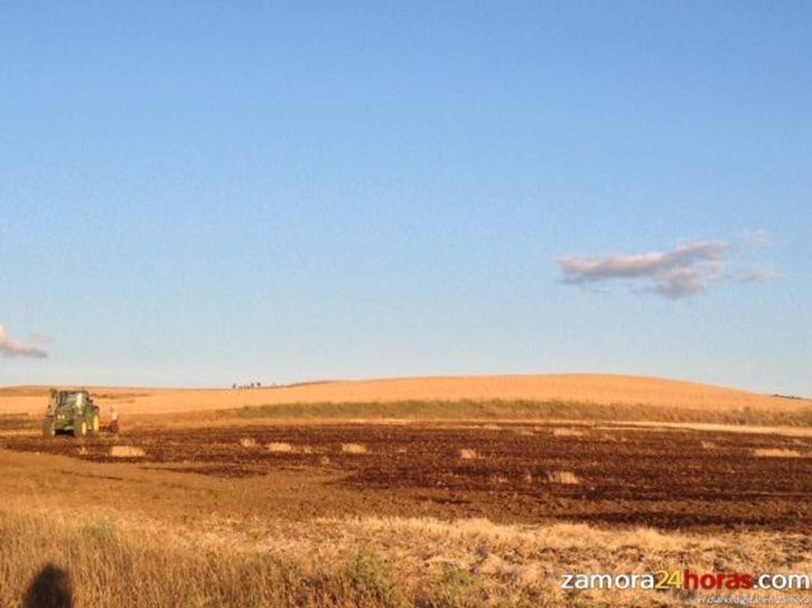 Iniciados dos incendios forestales en El Perdigón y Benavente, este último ya extinguido