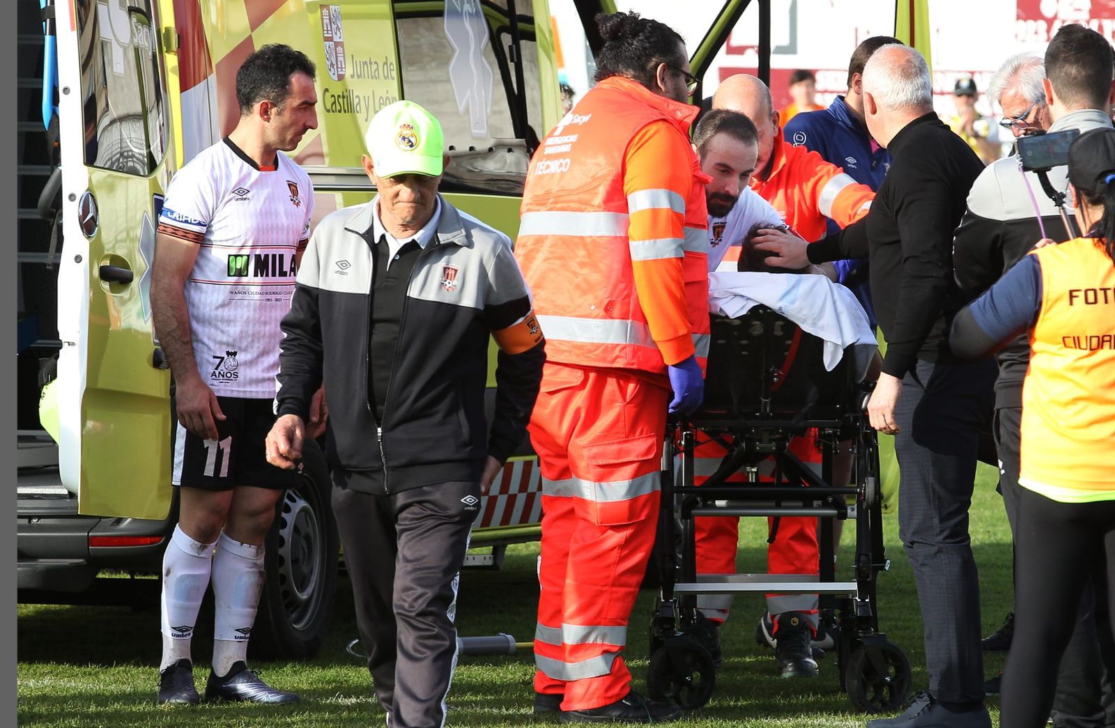 Lesión de Adri, jugador del Ciudad Rodrigo