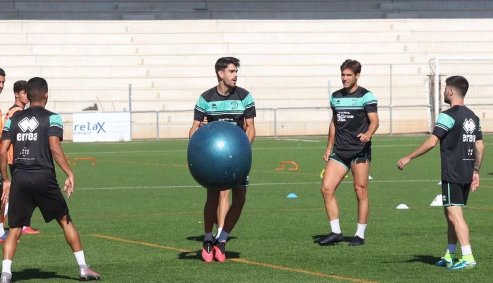 Lamadrid, en un entrenamiento en el Reina Sofía / FOTO SALAMANCA24HORAS.COM Lamadrid, en un entrenamiento en el Reina Sofía / FOTO SALAMANCA24HORAS.COM