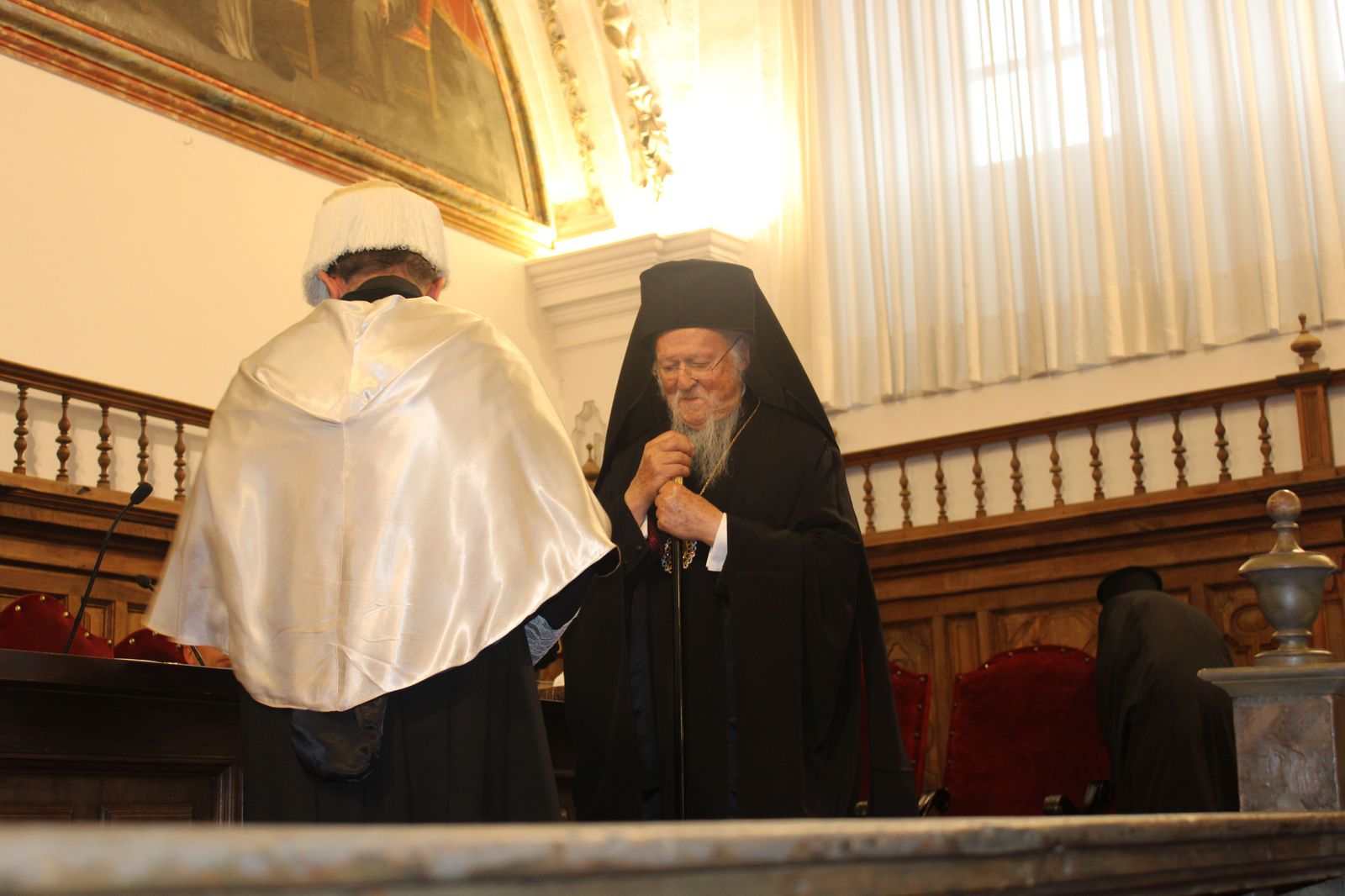investidura-como-doctor-honoris-causa-de-la-universidad-pontific-9